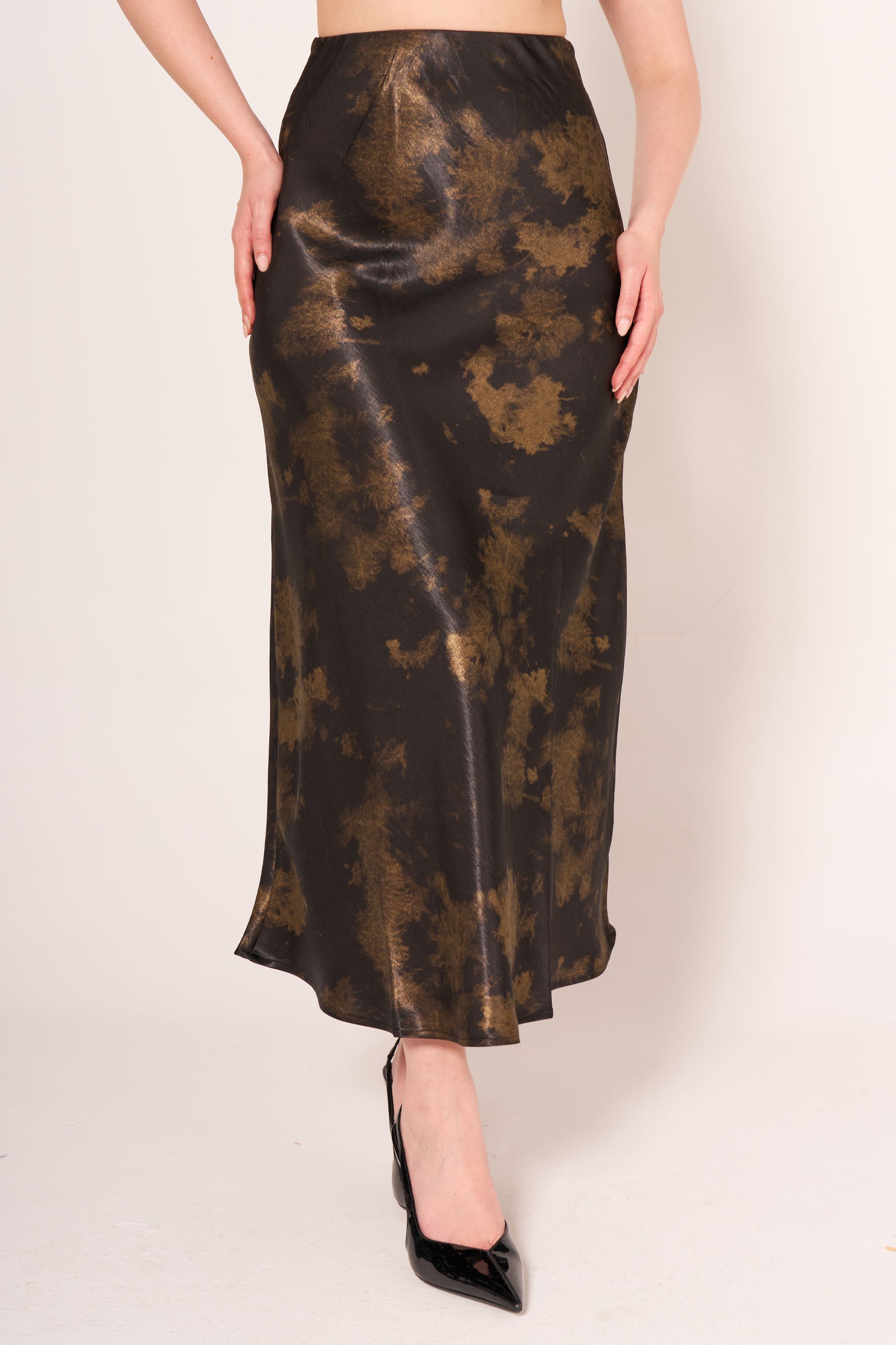 Batik Desenli Saten Etek