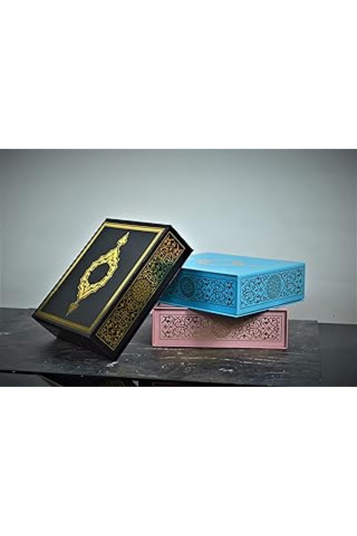 Hediyenikap Pembe Lüks Yaldız Baskılı Hediye Kutusu "26 Cm X 22 Cm X 7.5 Cm" 8691441581184599