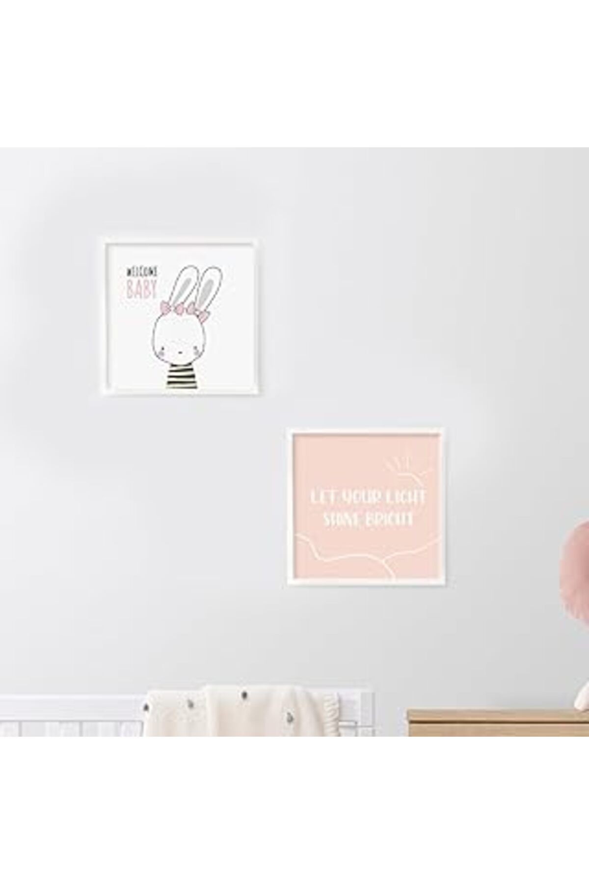 Bebek Odasına Özel Minimal Tavşan Tasarımlı Çerçeve 20 X 20 Cm