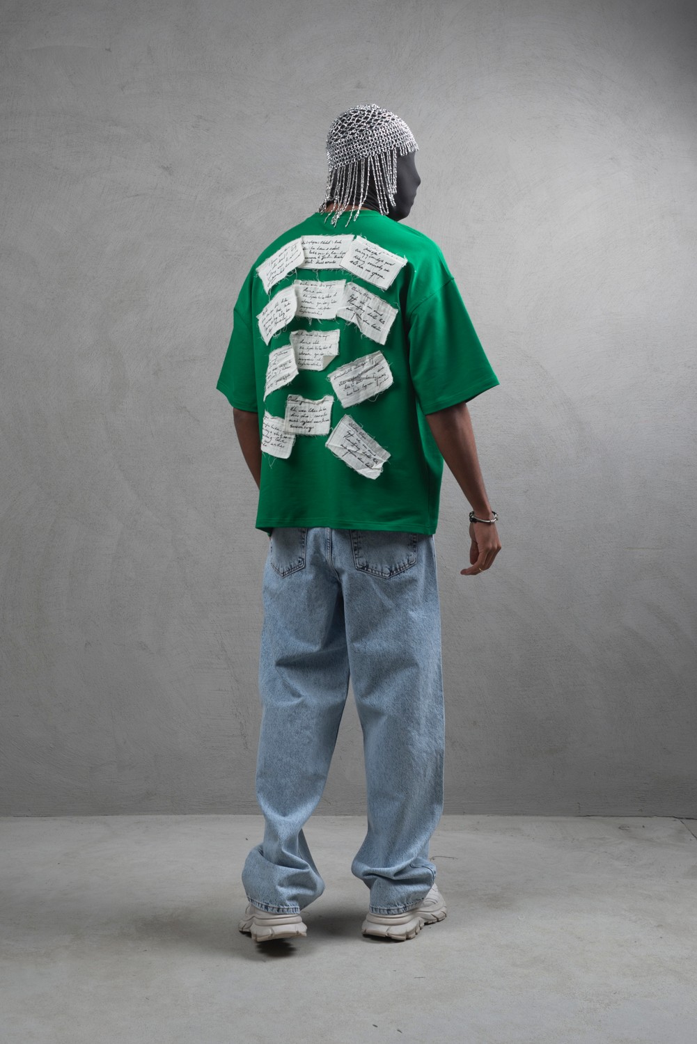 Maksim Oversize – Lazer Kesim Patch Detaylı Tişört | 10018 - Benetton Yeşili
