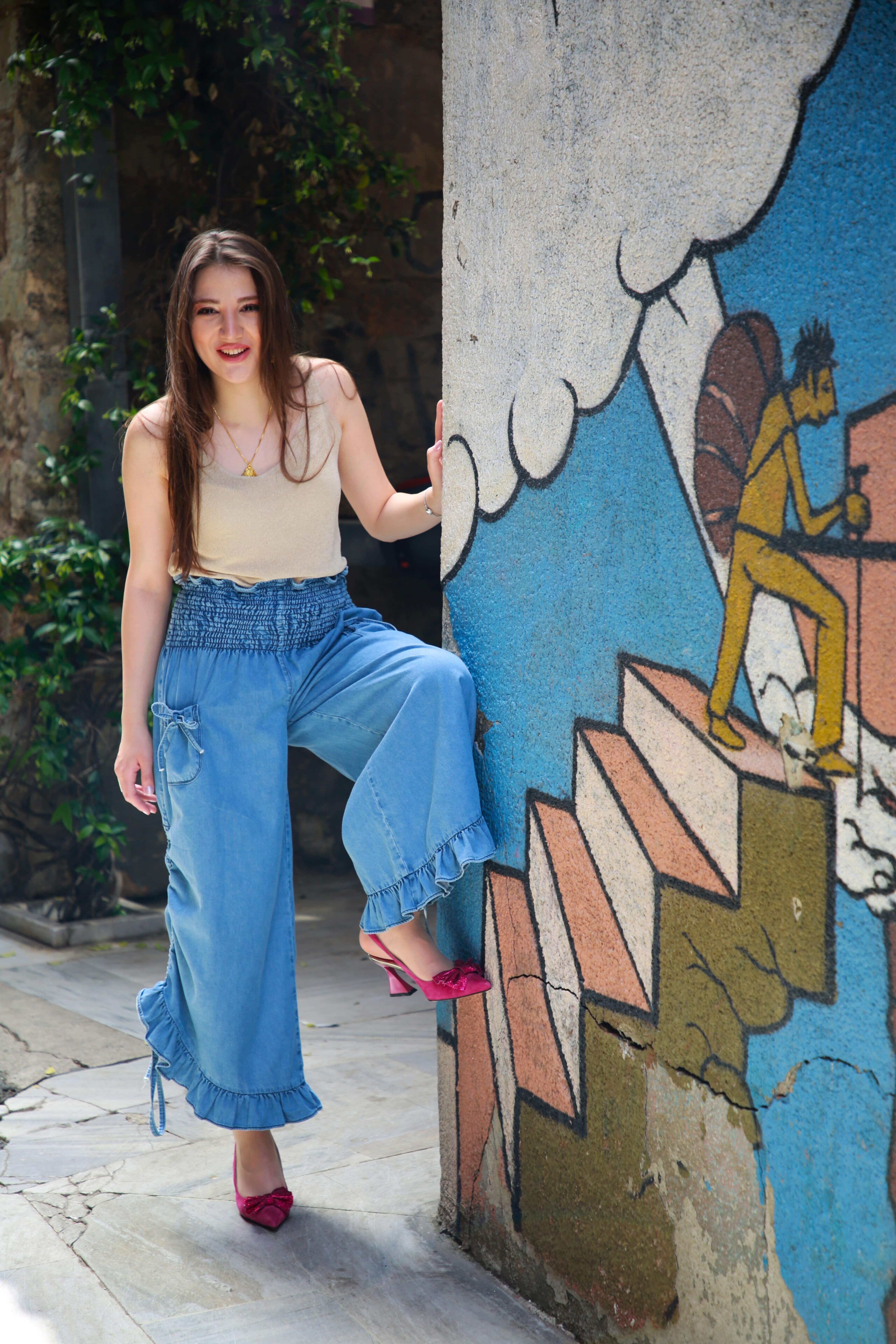 Fırfırlı Denim Pantolon