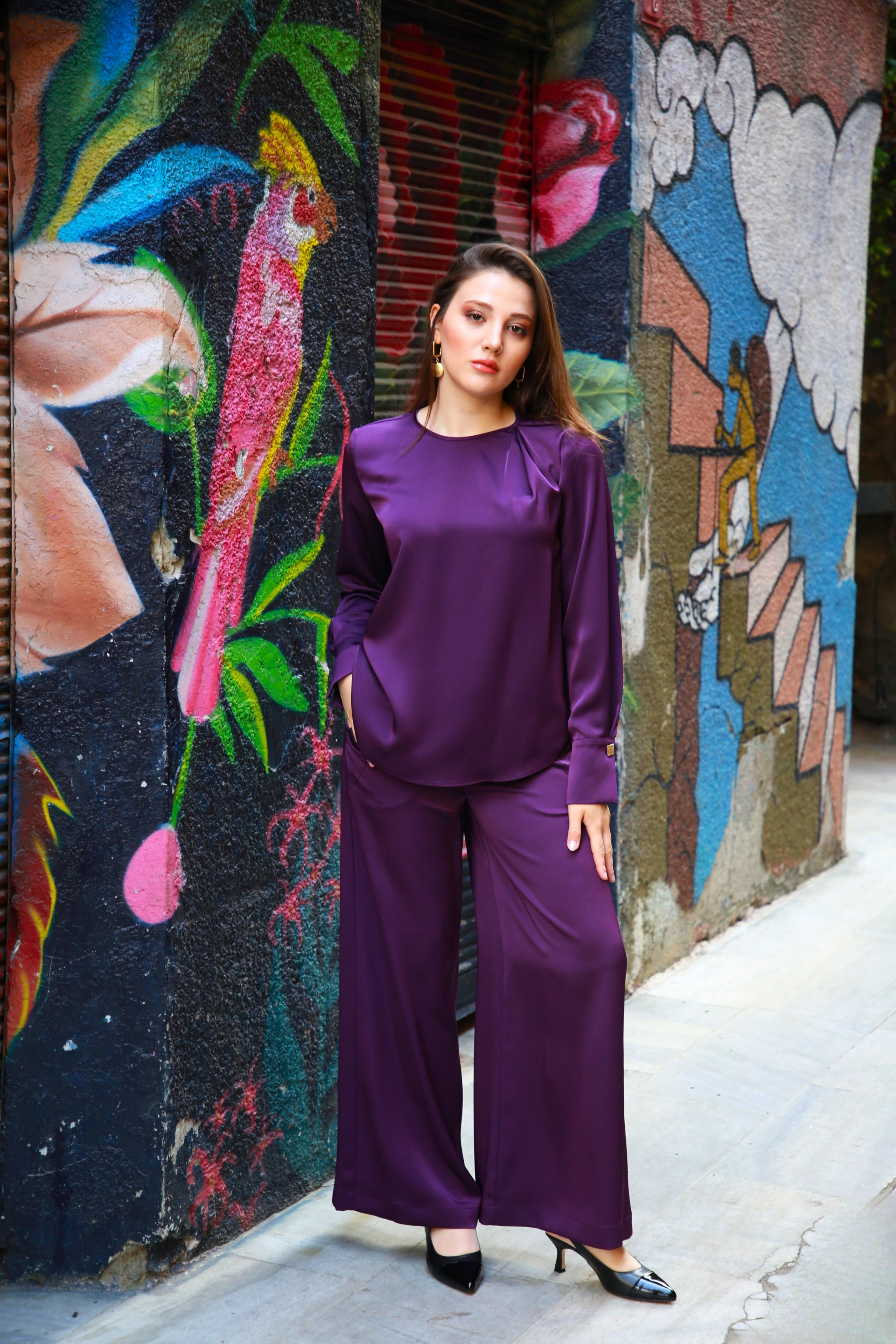 Yaka Detaylı Saten Takım