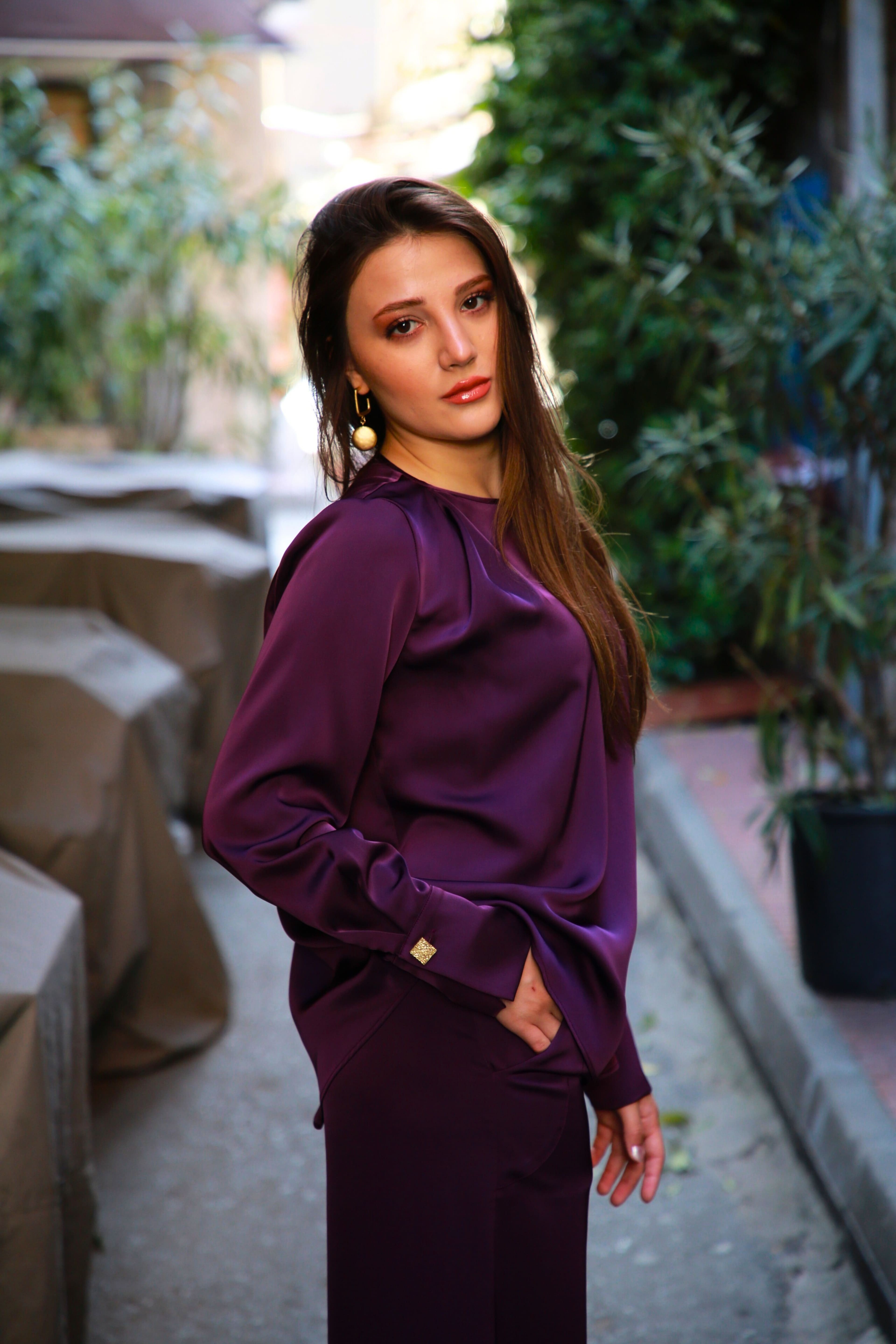 Yaka Detaylı Saten Takım