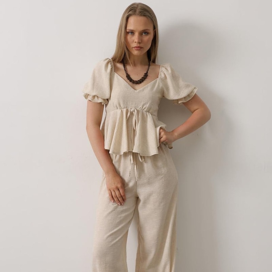 Fiyonklu Yarım Balon Kollu Takım