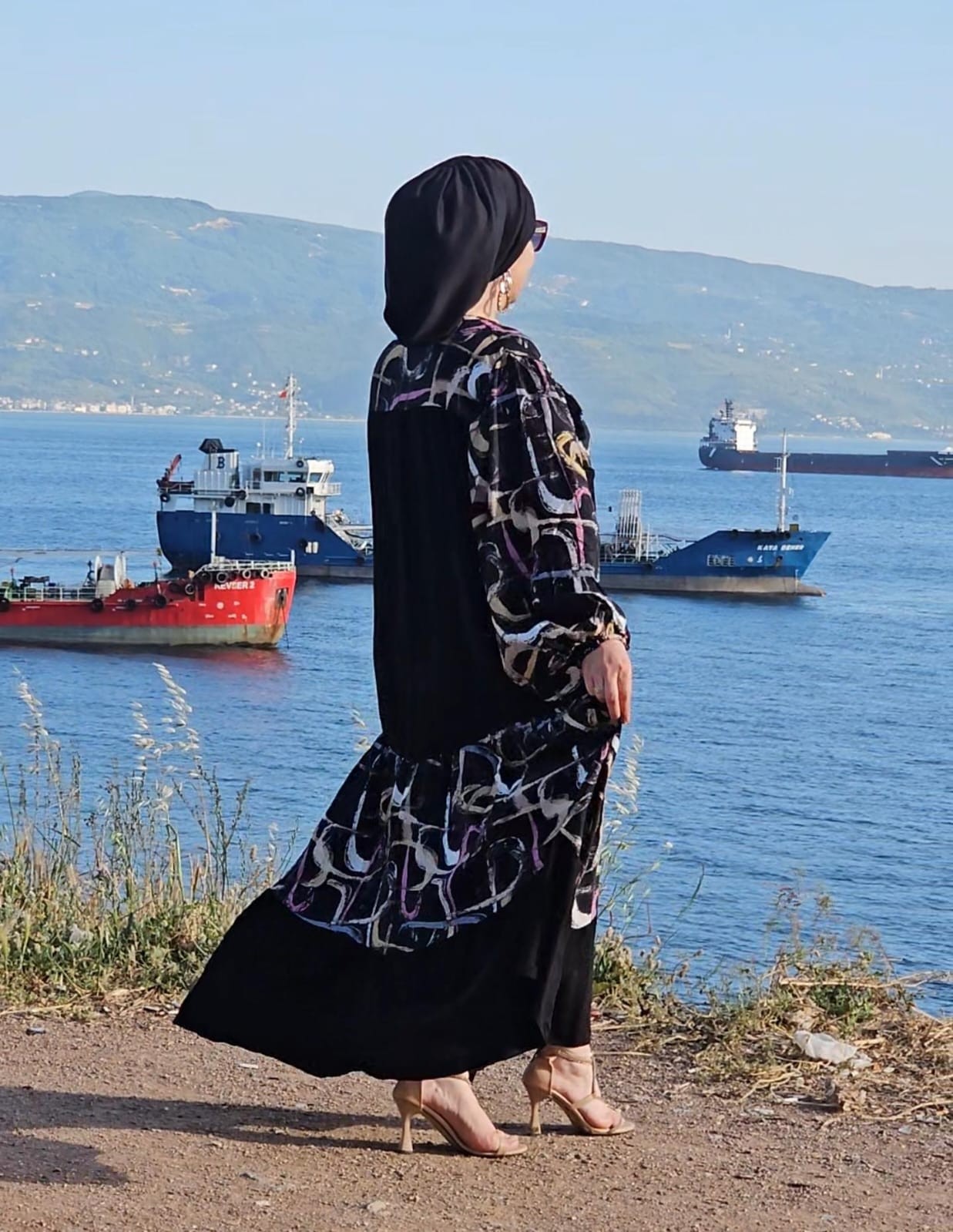 DESENLİ SALAŞ ELBİSE