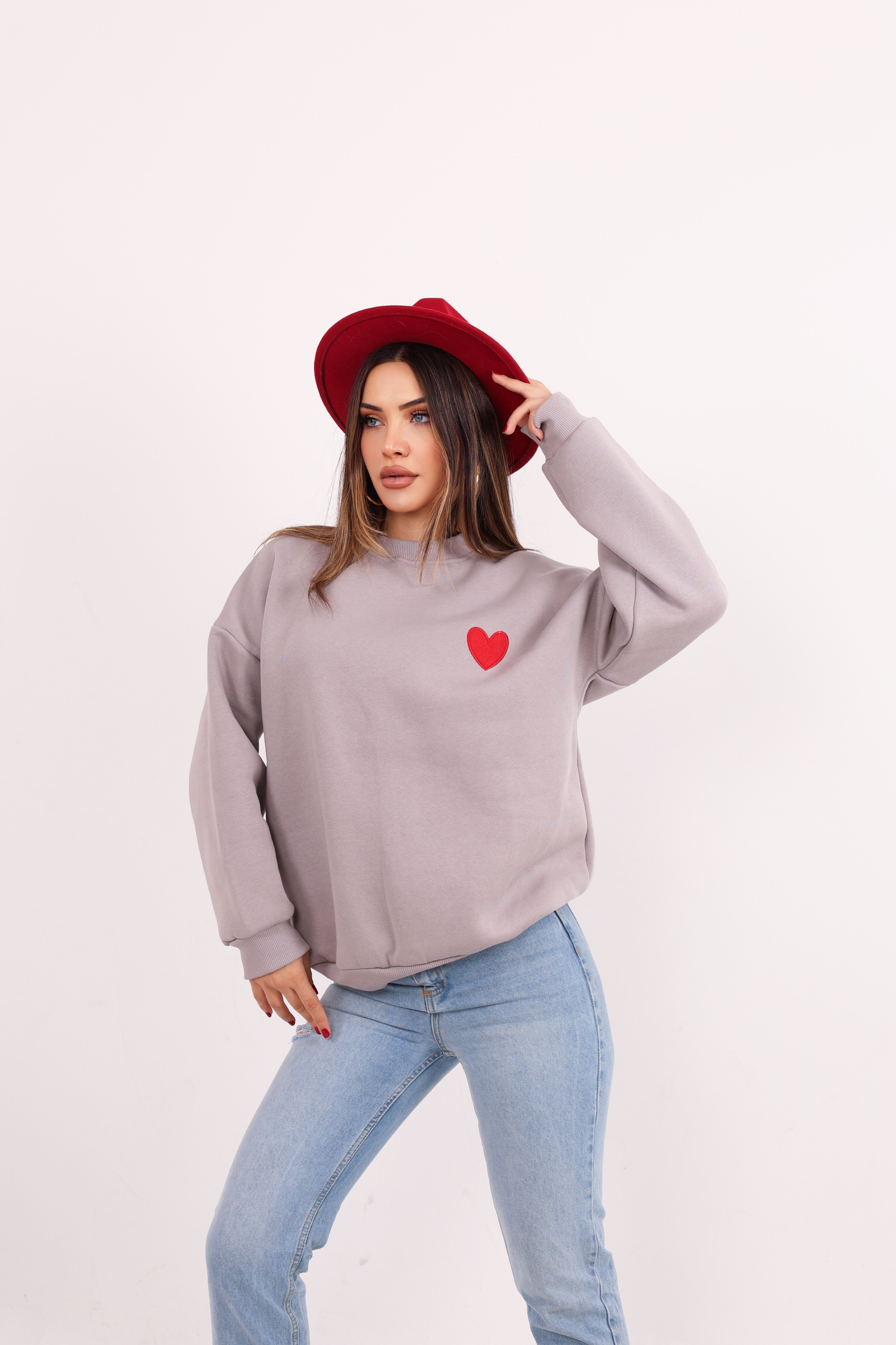 Kalp Detay Gri Sweatshirt