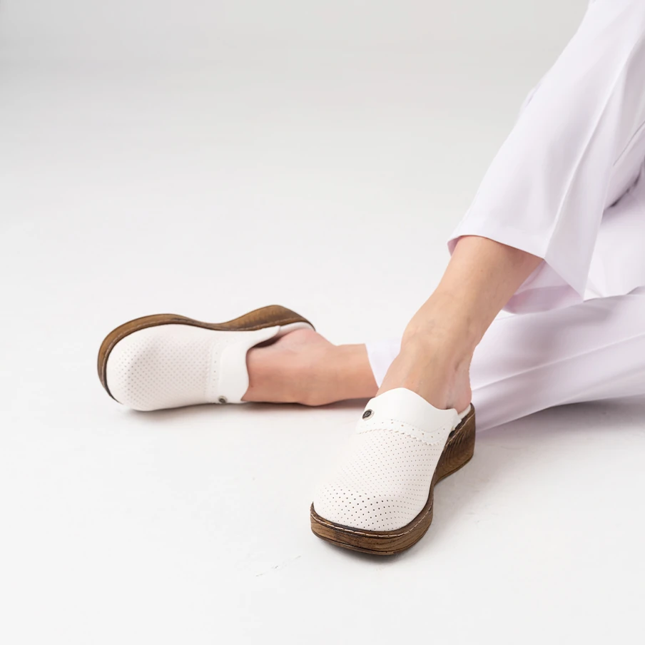 Beyaz VivaColor Desenli Bayan Sabo Terlik