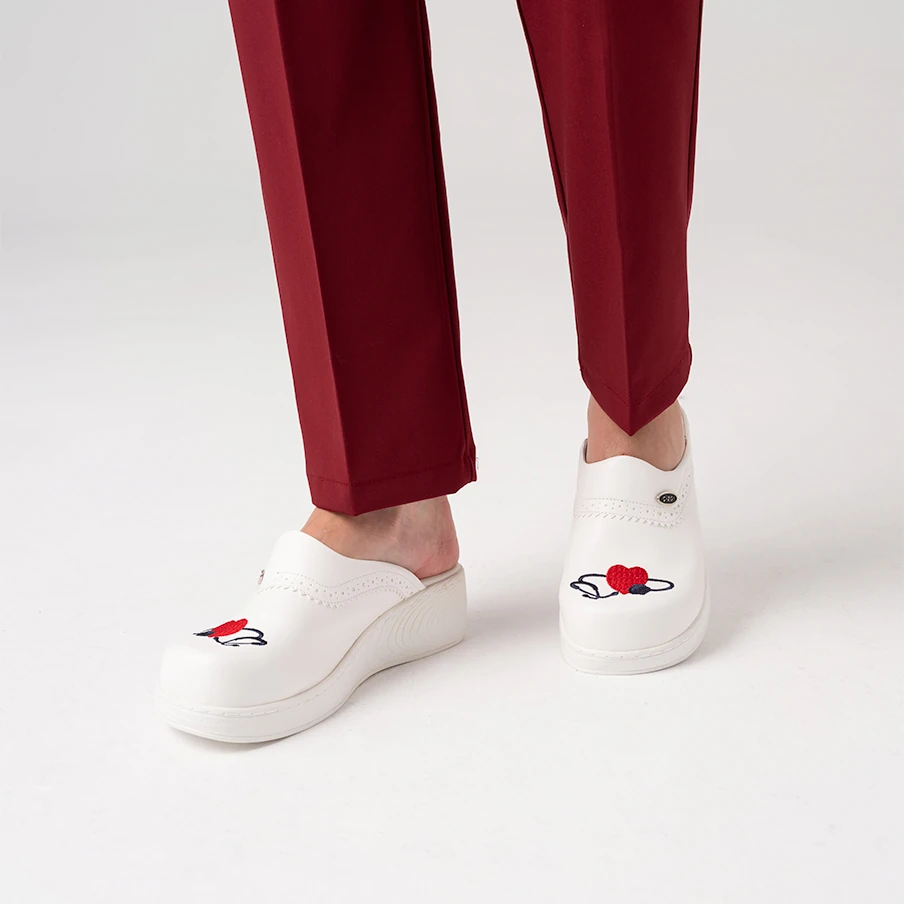 Beyaz Bayan Vivanakış Sabo Terlik