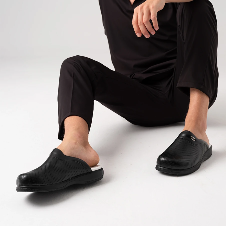 Siyah Erkek Klasik Sabo Terlik (40-45)