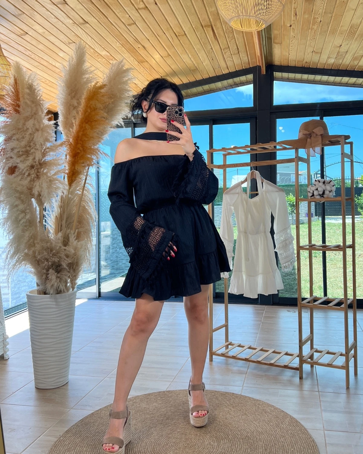 MADONNA YAKA PÜSKÜLLÜ ELBİSE 