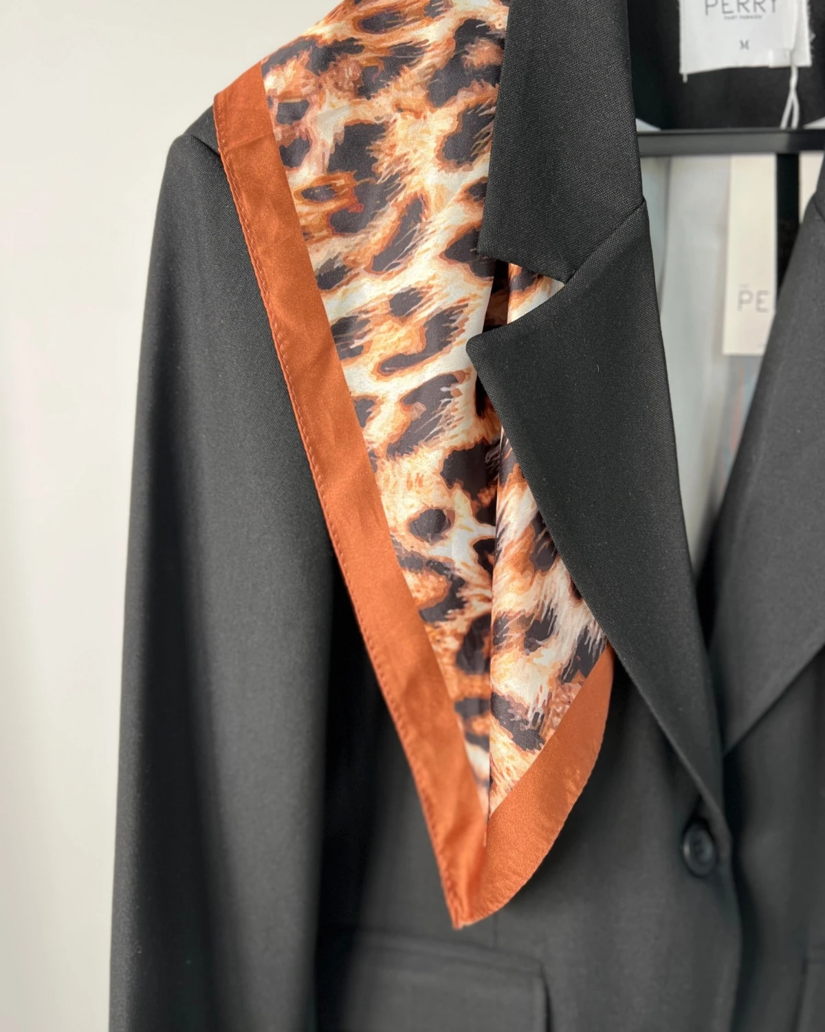 ASTARLI KLASİK CEKET