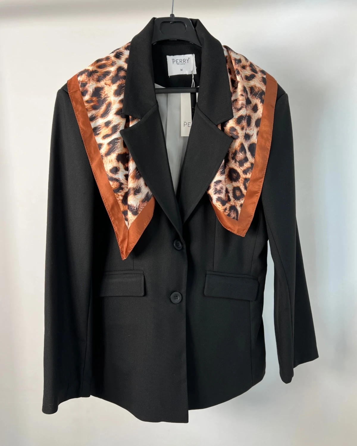 ASTARLI KLASİK CEKET