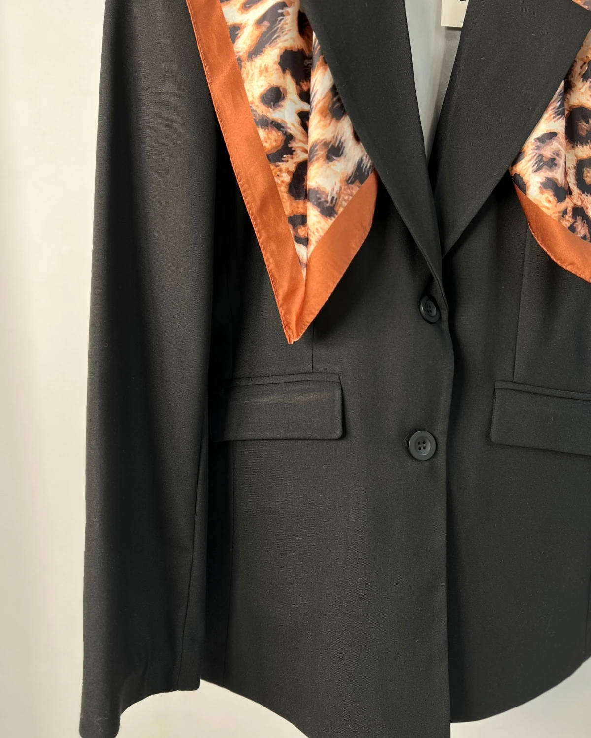 ASTARLI KLASİK CEKET