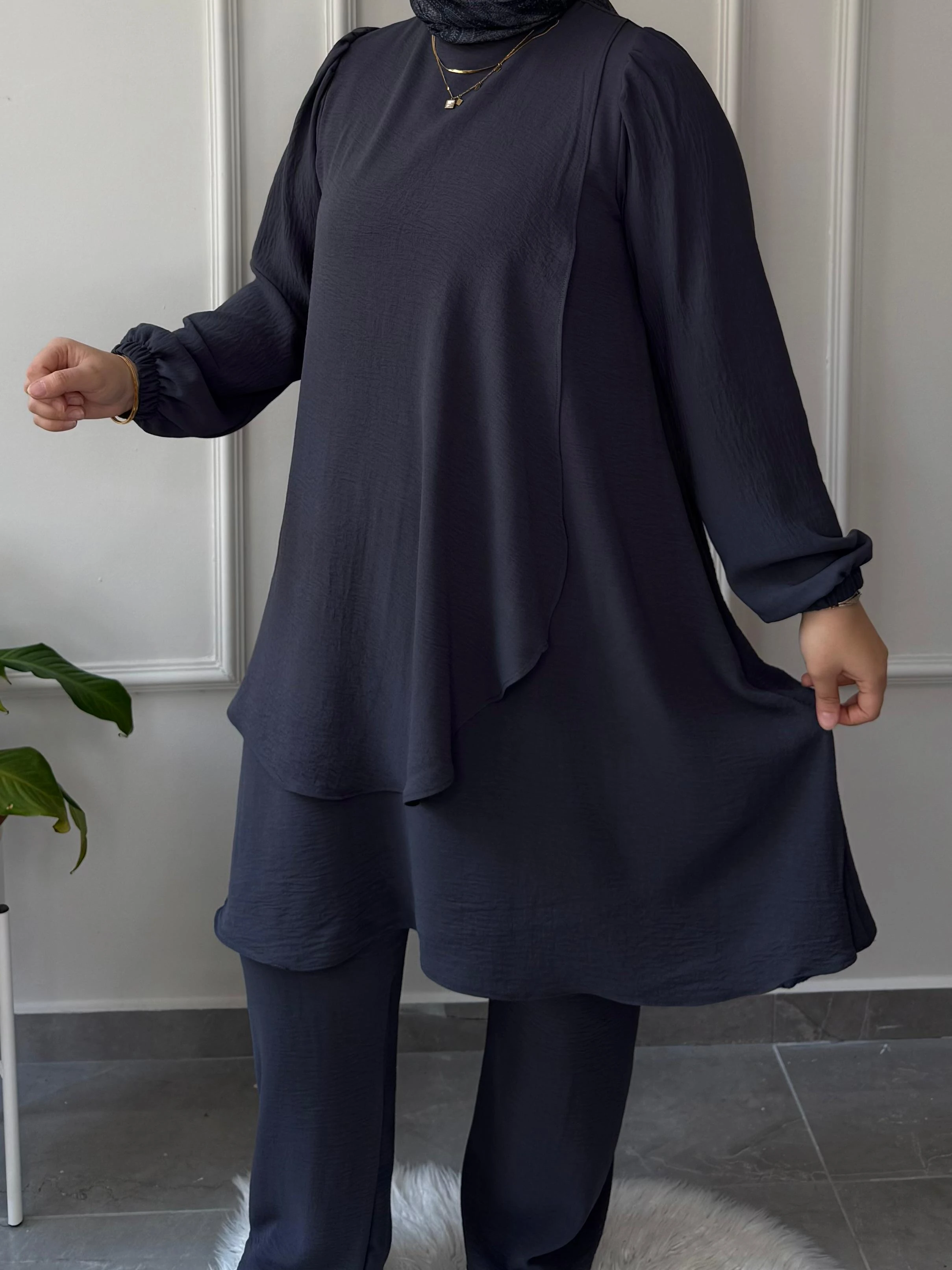 AFİFE MARKA BÜYÜK BEDEN UYUMLU AEROBİN KUMAŞ ÖN ARKA PELERİN TUNİK PANTOLON TAKIM