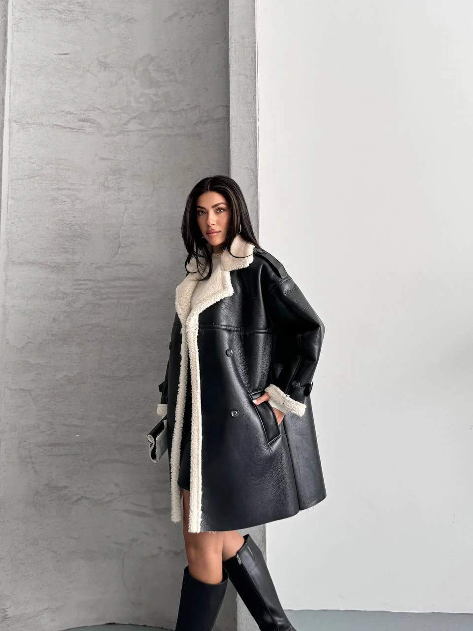 0013 Noir kürklü mont