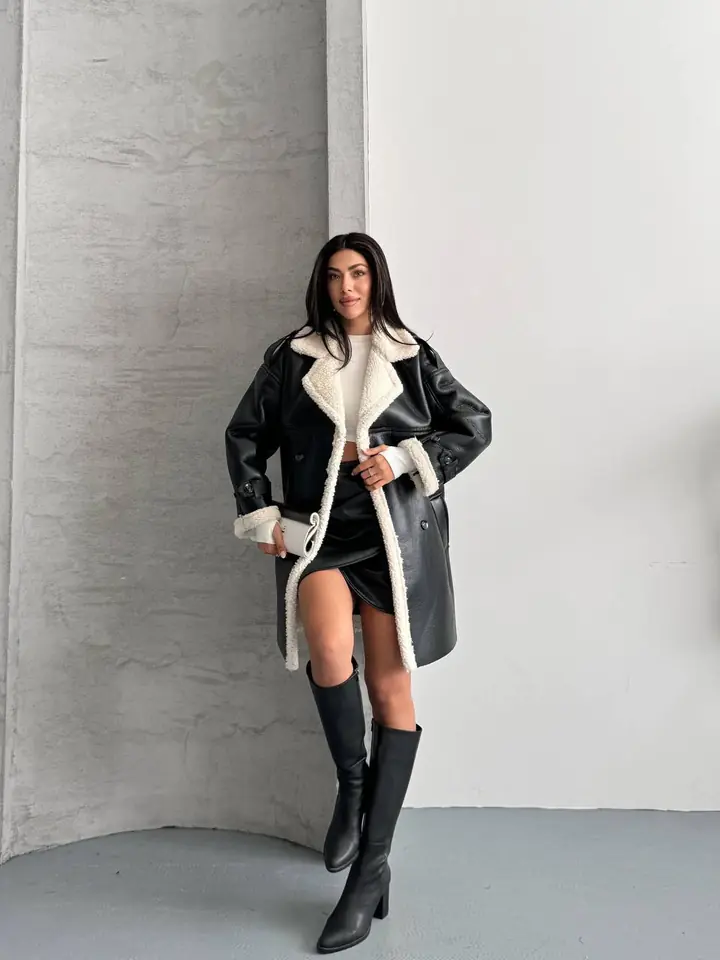 0013 Noir kürklü mont