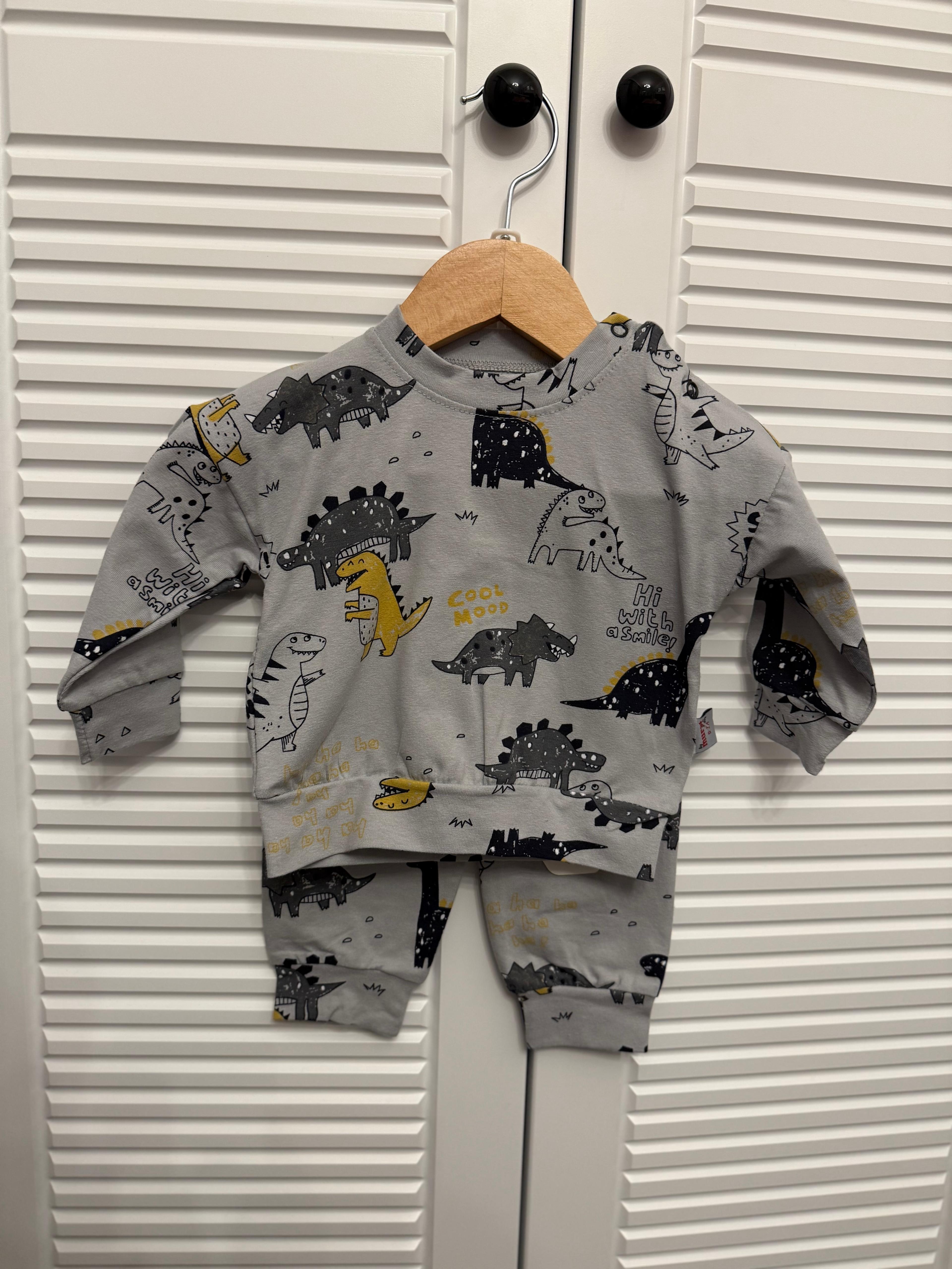 dinazor baskılı pijama takımı