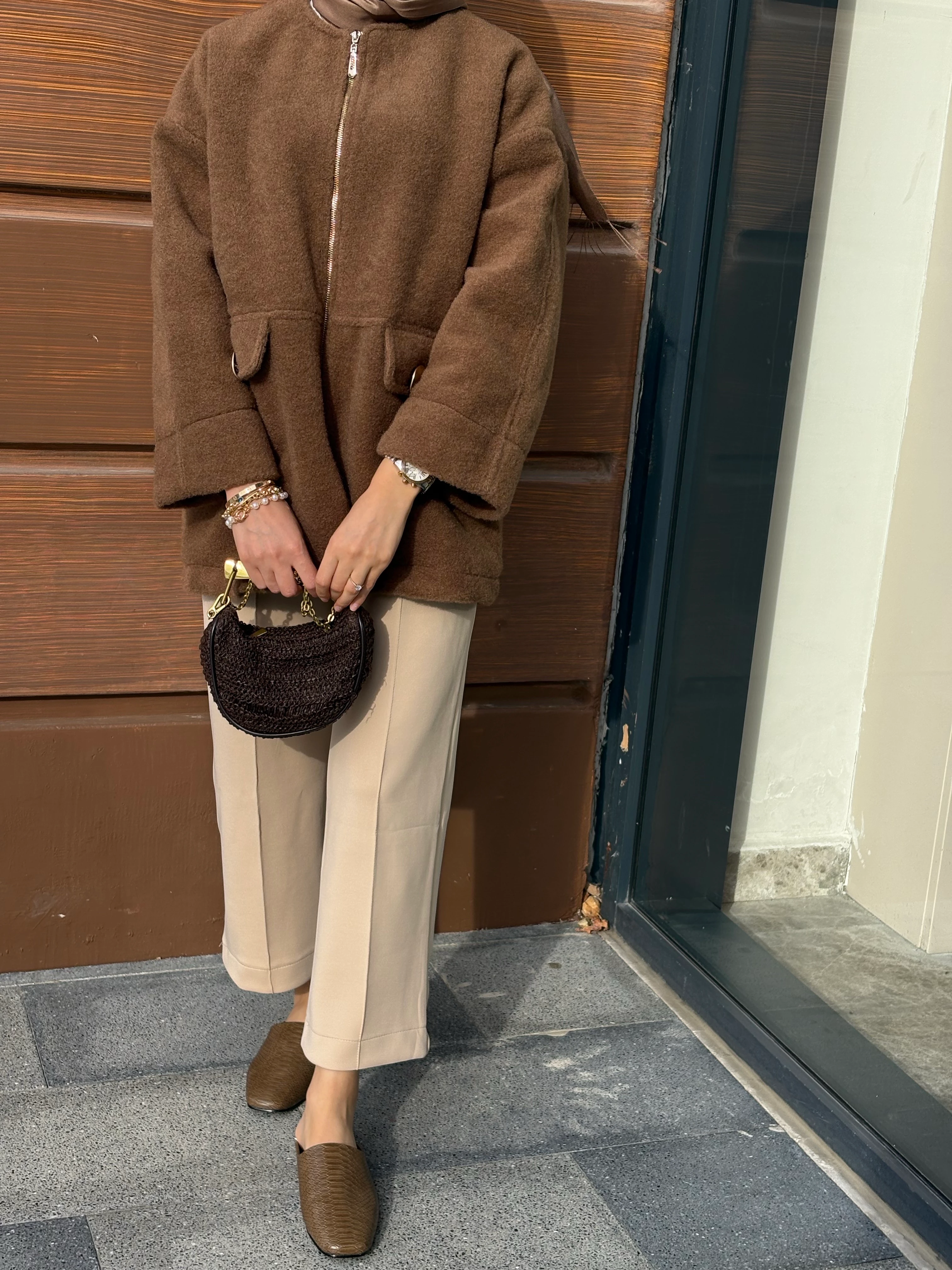 Aveline Cep Detaylı Kıvırcık Kaşe Ceket Kahve