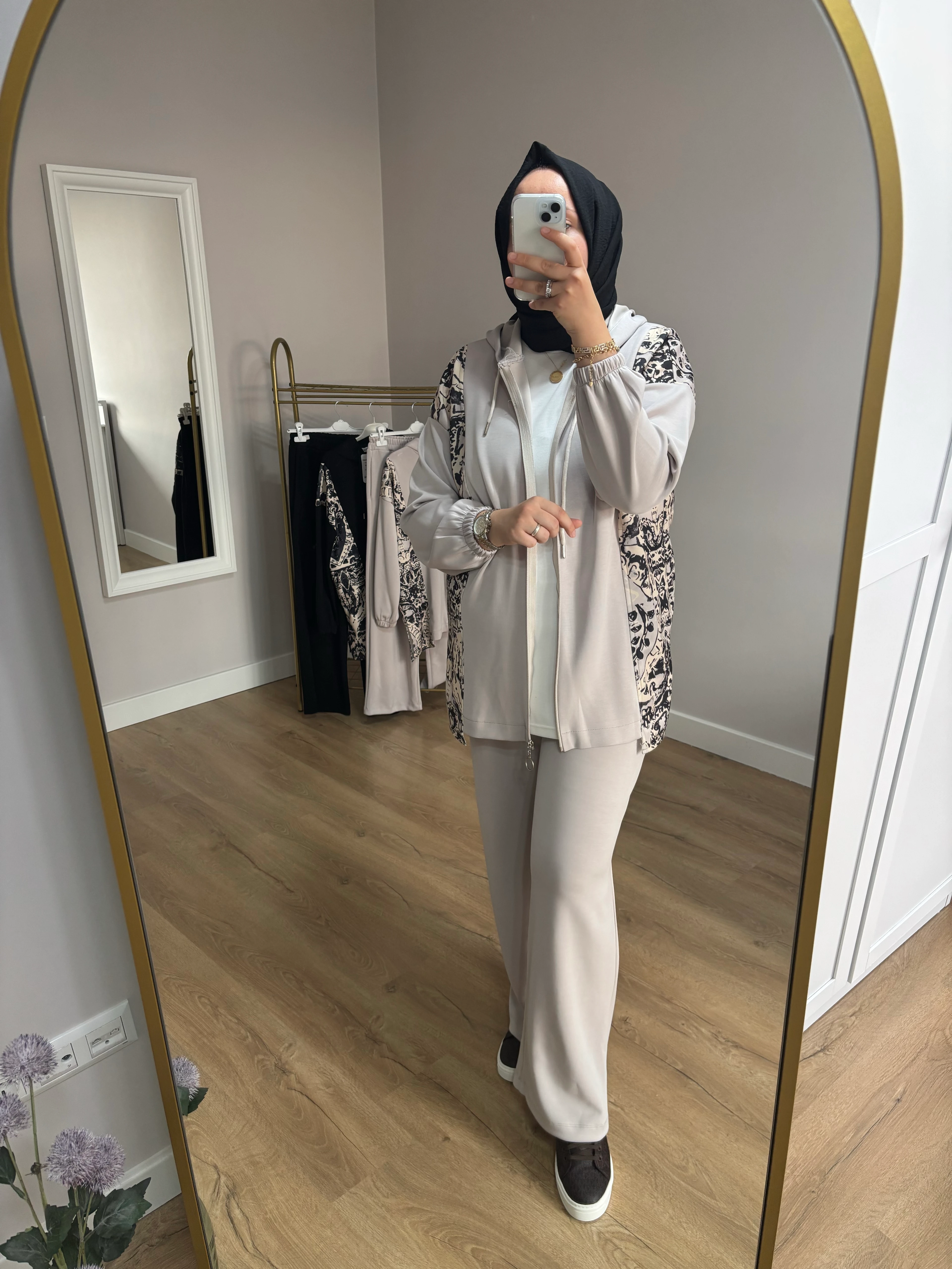 Desenli Oysho Takım- Krem