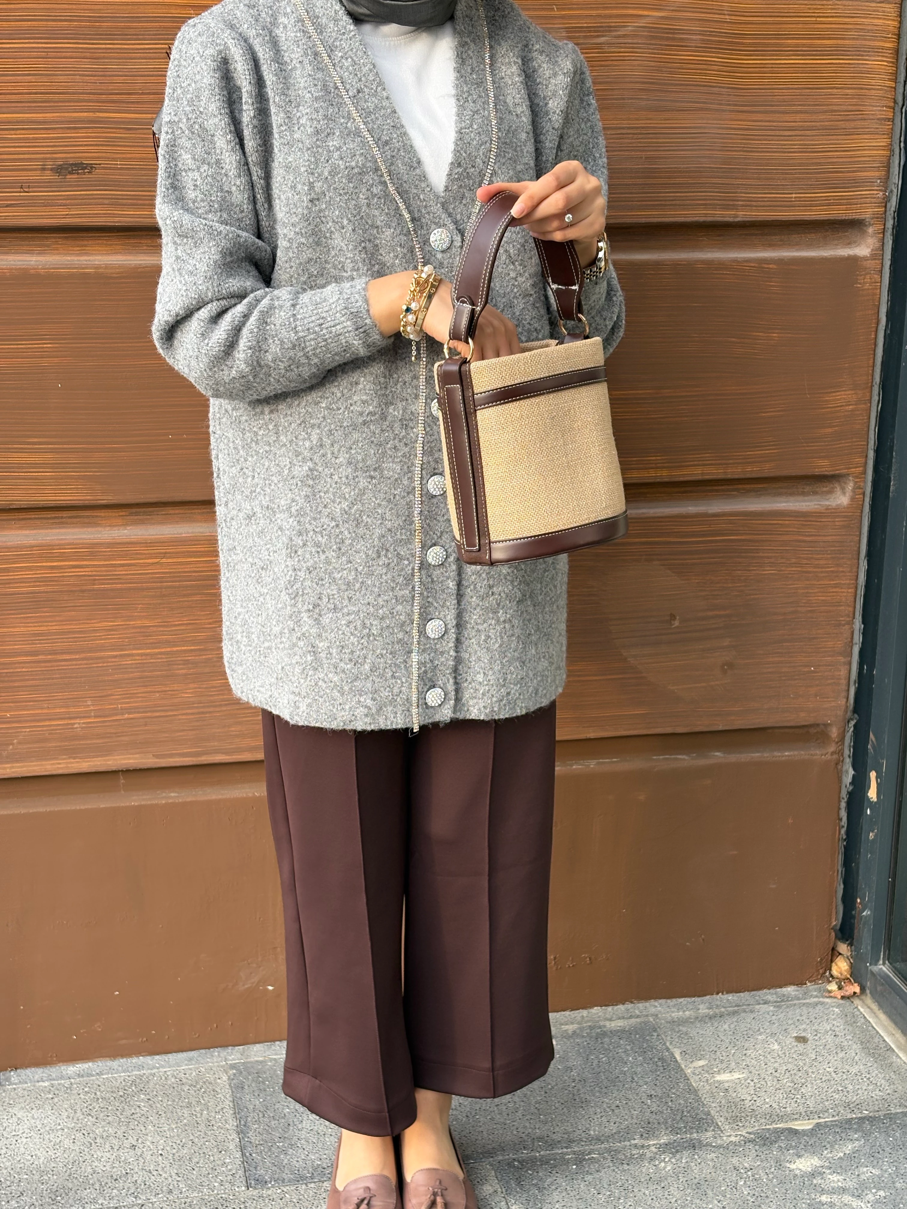 Zincir Detaylı Uzun Hırka Gri