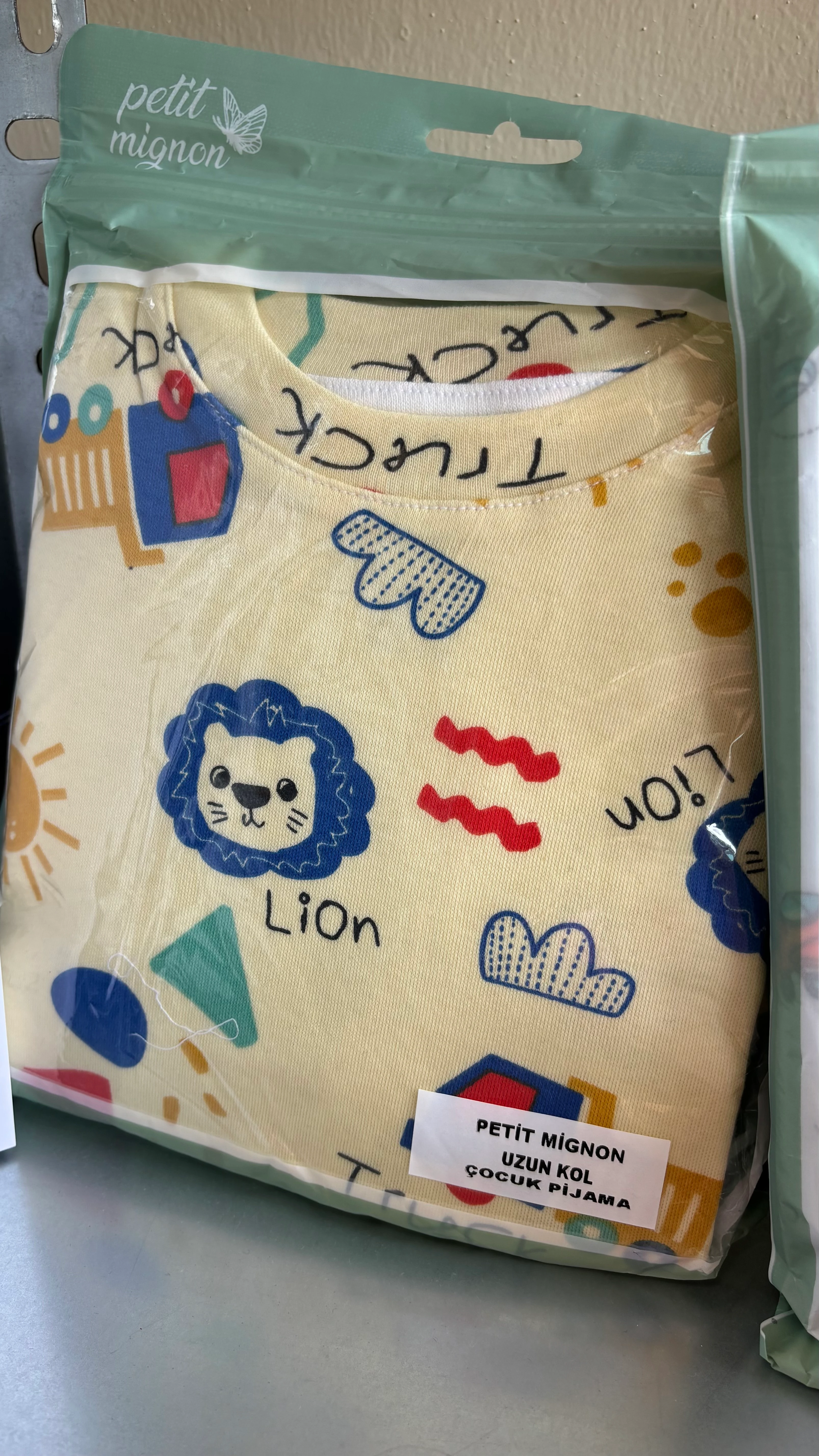 Erkek Çocuk Pijama Takımı