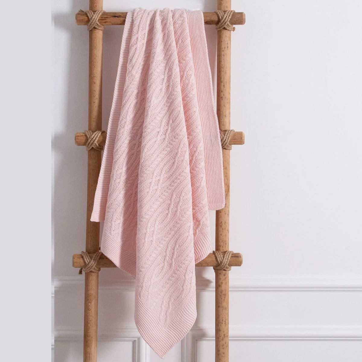 Nipperland Battaniye Pembe