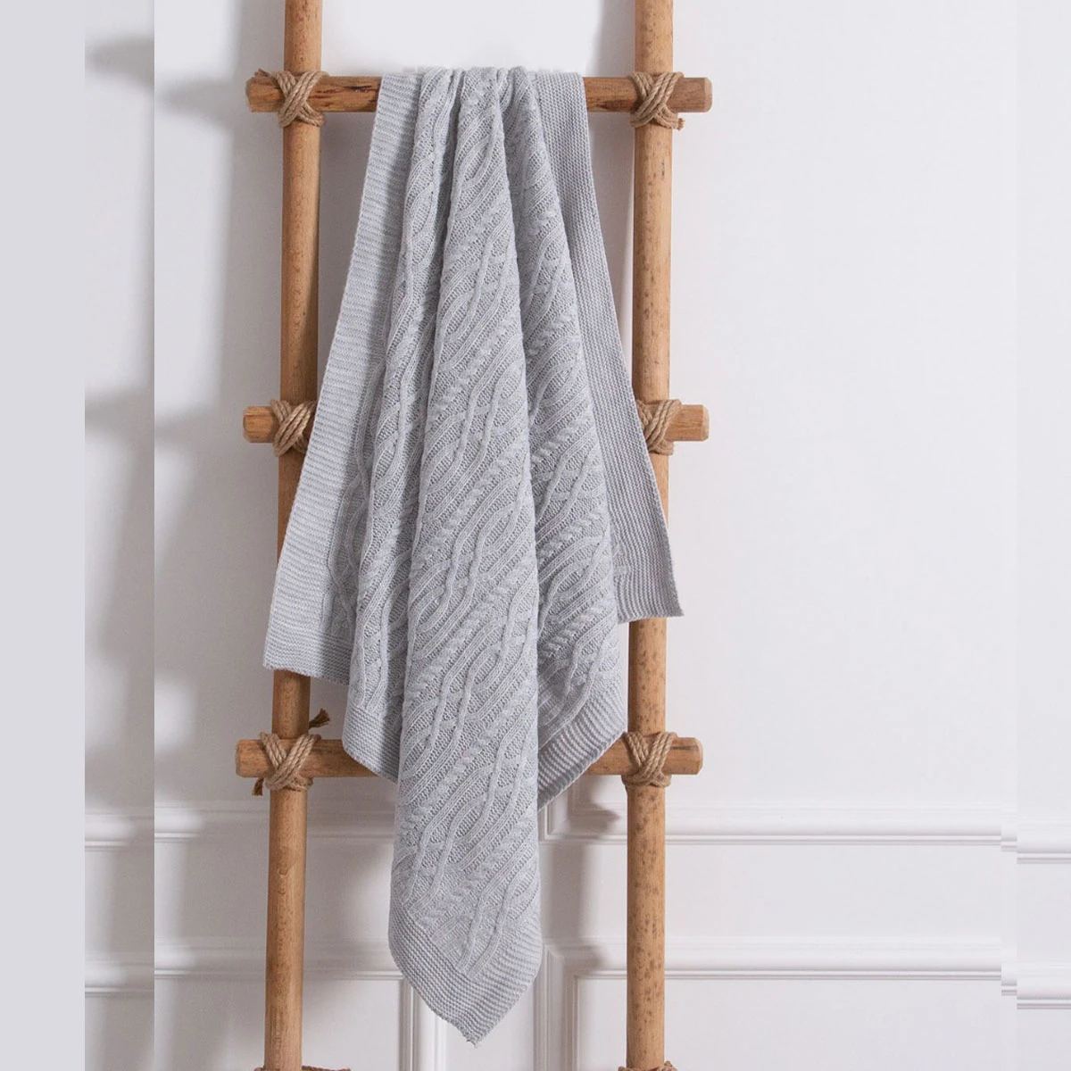 Nipperland Battaniye Gri