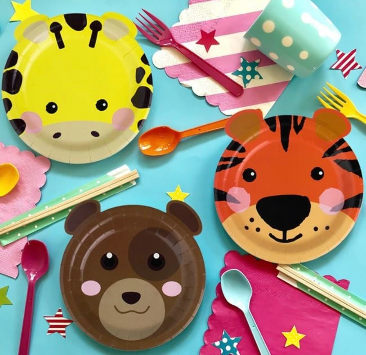 25 Kişilik Karton Pasta Tabağı 