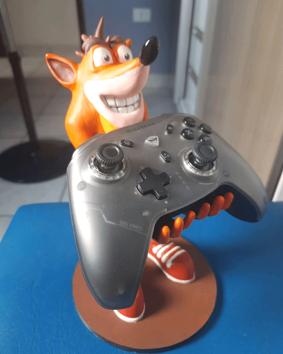 Crash Bandicoot Joystick Tutucu