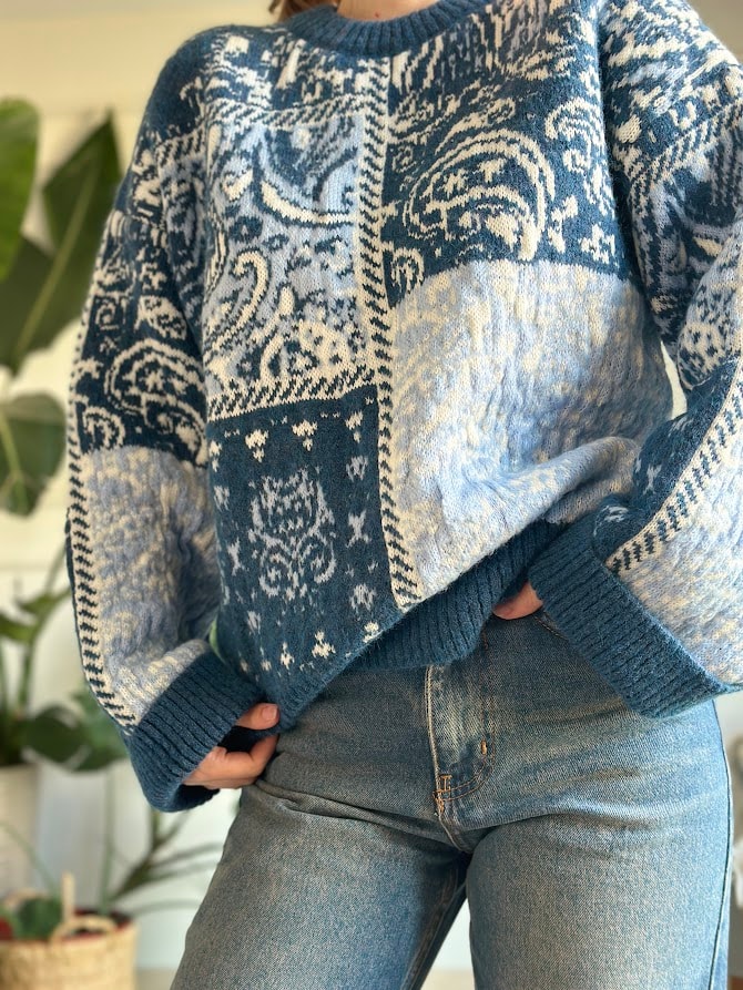 Mavi Renk Desenli Kalın Örme Kumaş Vintage Kazak