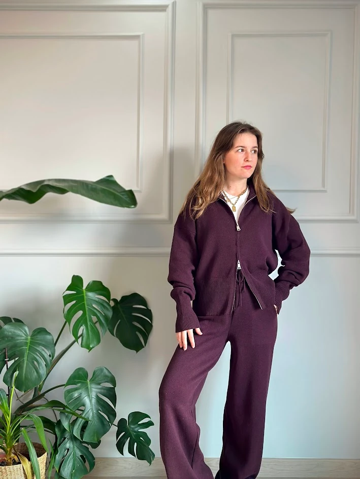 Mürdüm Rengi Hırkalı Triko Takım