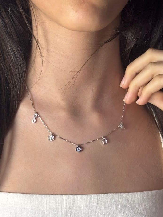 5 li şans figürlü silver renkli 925 ayar gümüş kolye