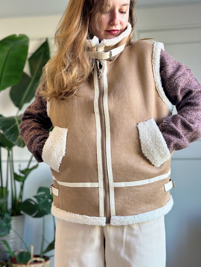 Camel Rengi İçi Tüylü Cepli Yelek
