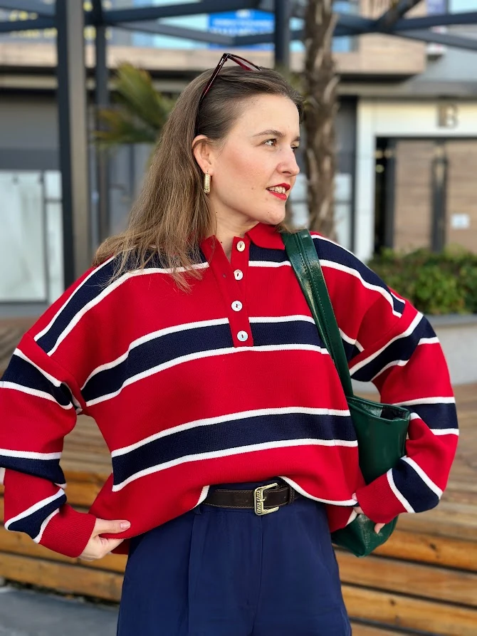 Lacivert Beyaz Çizgili Kırmızı Triko Kazak