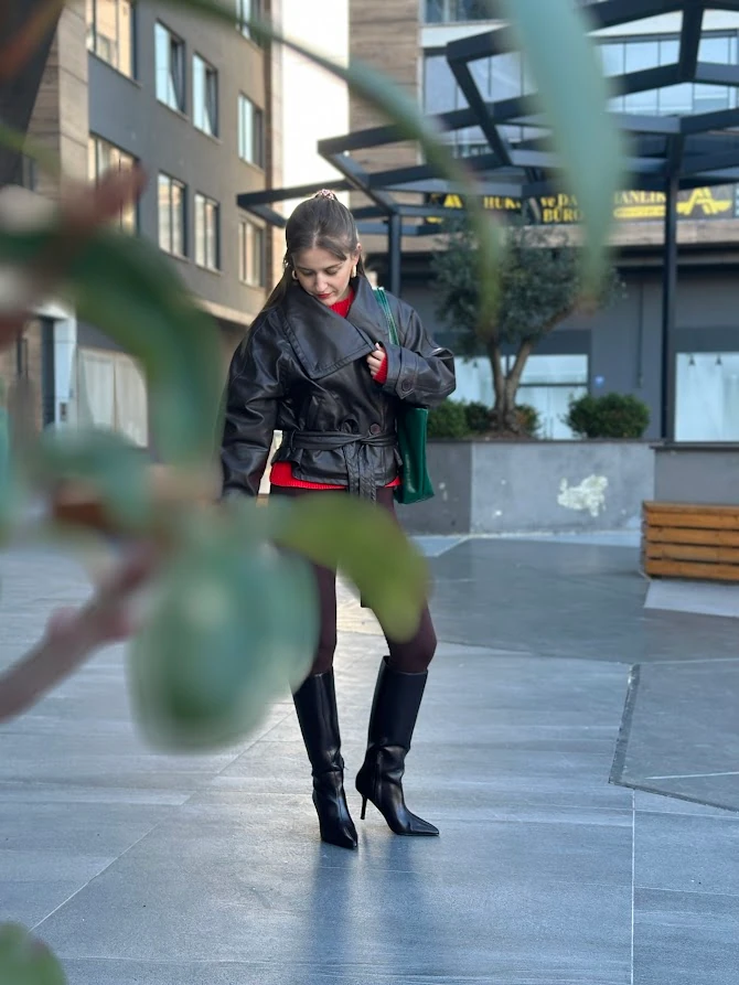 Acı Kahve Suni Deri Bağlamalı Ve Yaka Detaylı Ceket