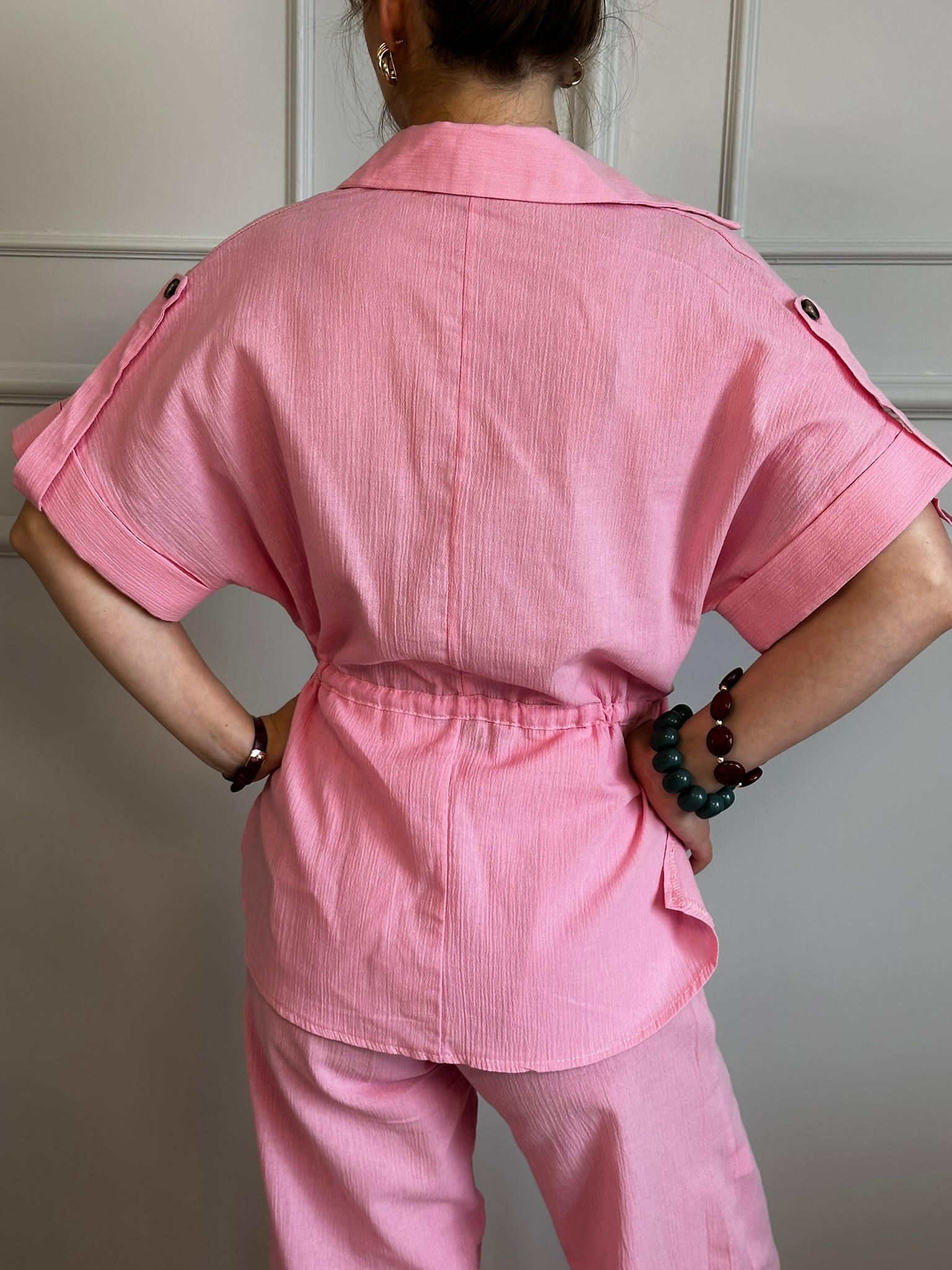 pembe ince kumaş önü ayarlanabilir pantolon takım