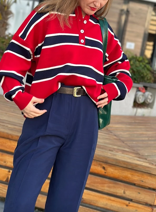 Lacivert Beyaz Çizgili Kırmızı Triko Kazak