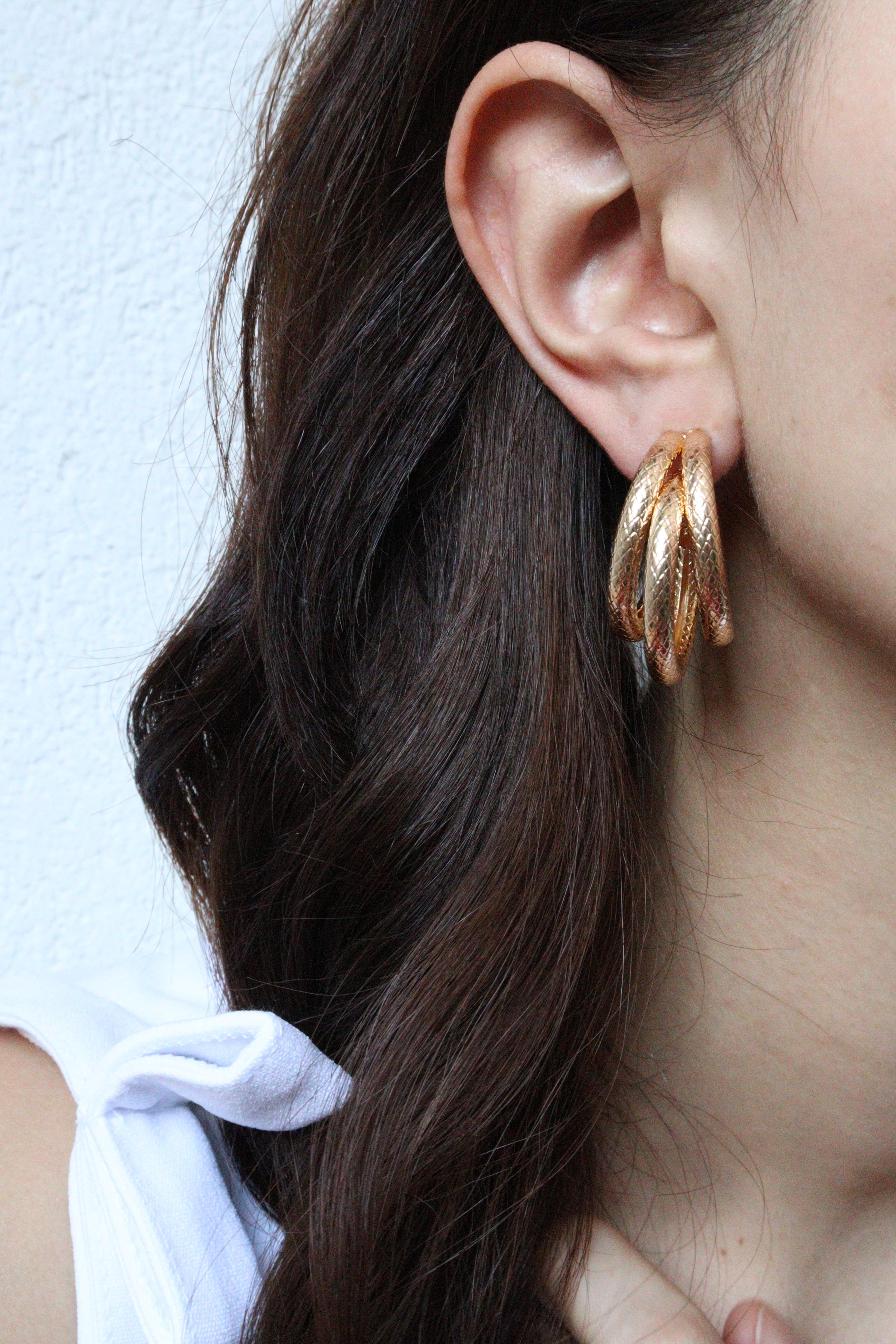 Modern Tasarım Gold Küpe