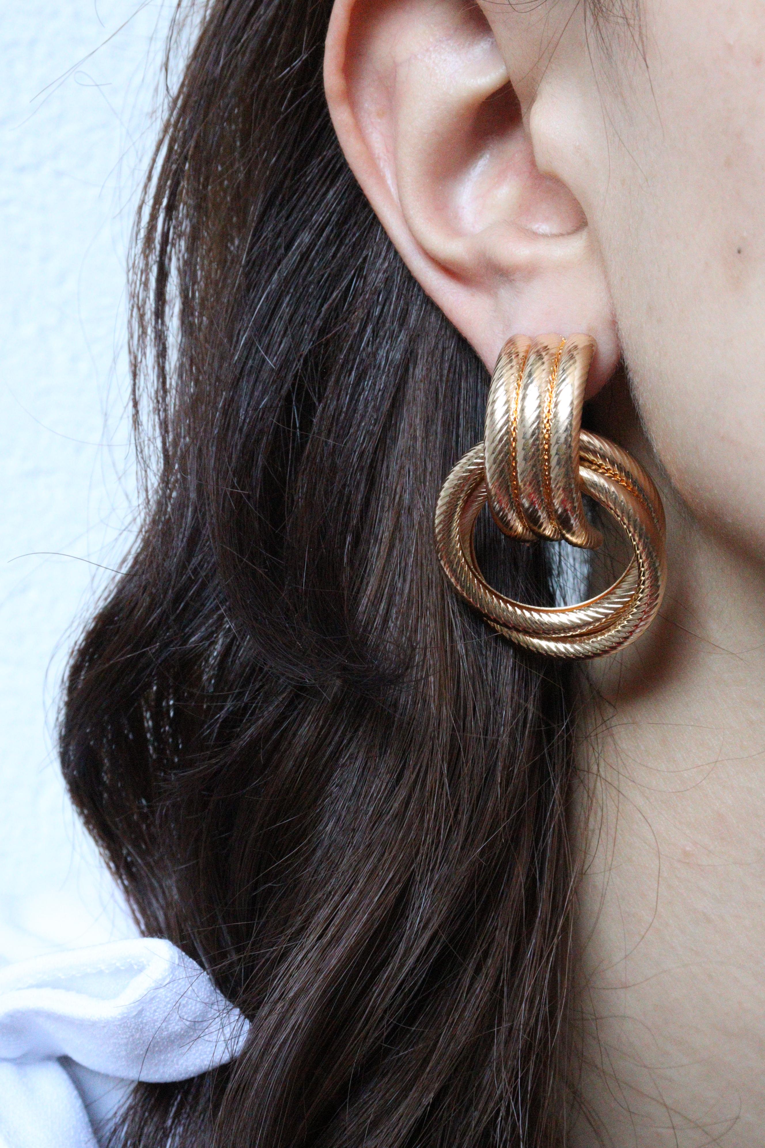 Modern Tasarım Marka Model Gold Küpe