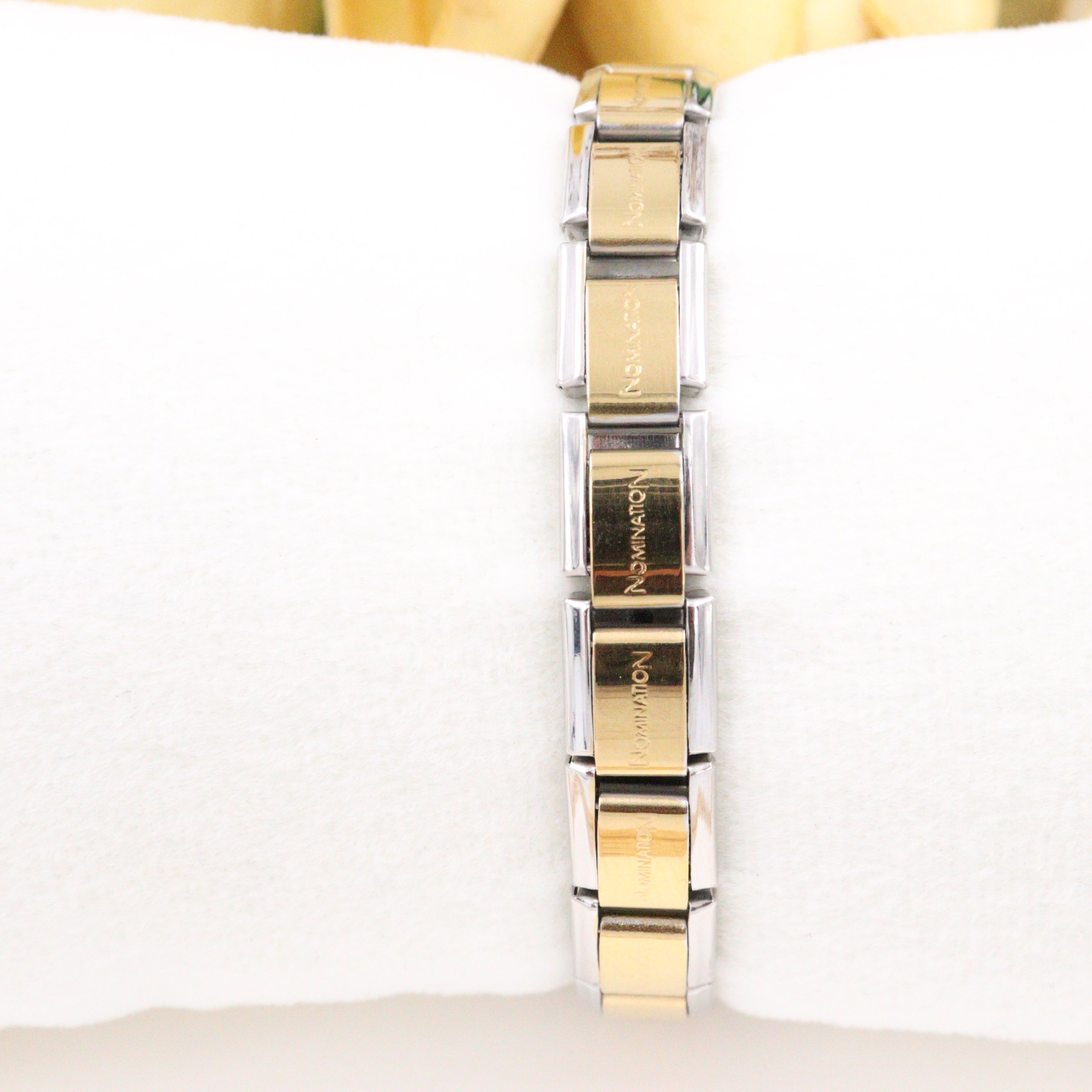 Marka Model Gold Charm Bileklik