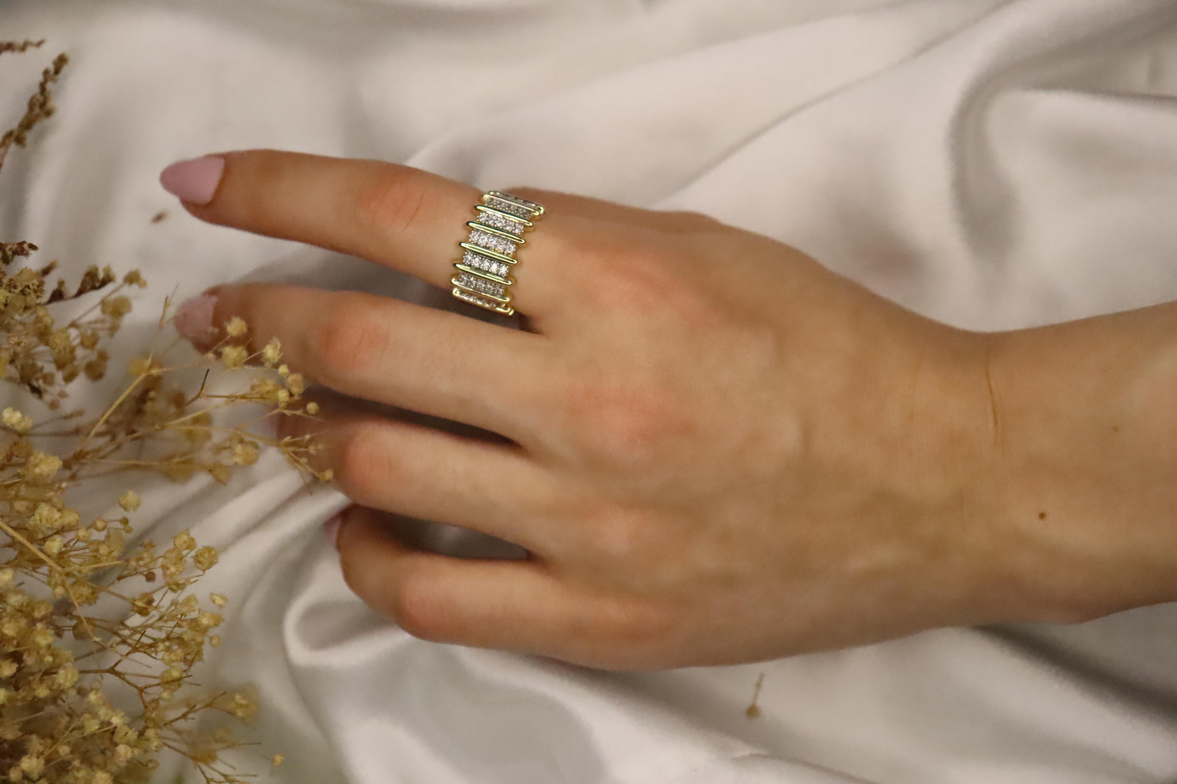 14k Ayarlanabilir Zirkon Taşlı Serenay Yüzük 