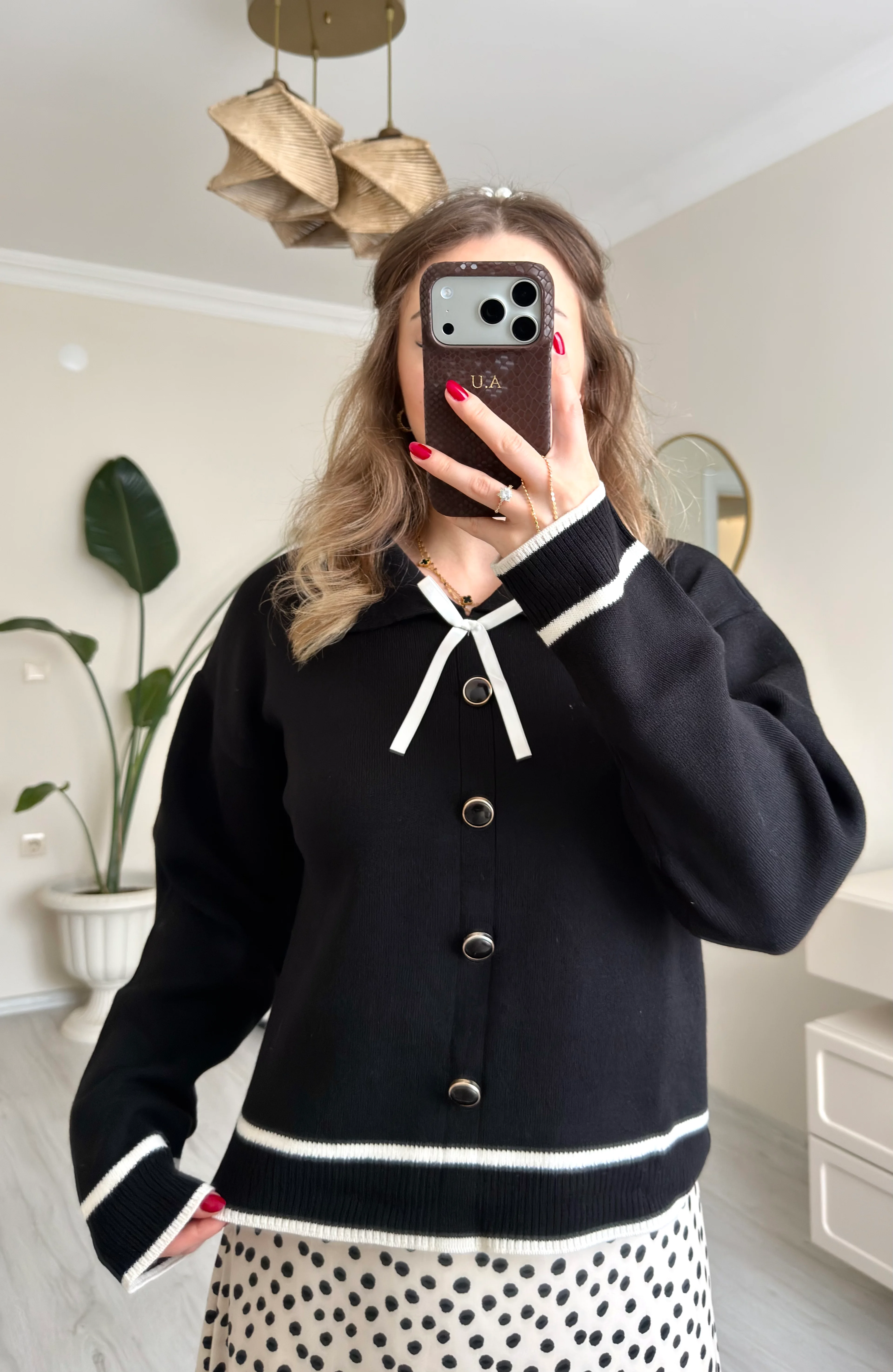 Fiyonk Yaka Detay Triko Kazak