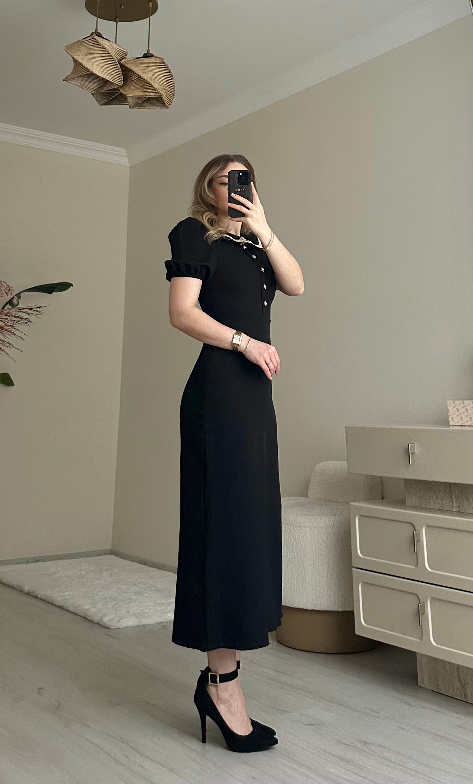 Bebe Yaka İnci Detay Midi Elbise