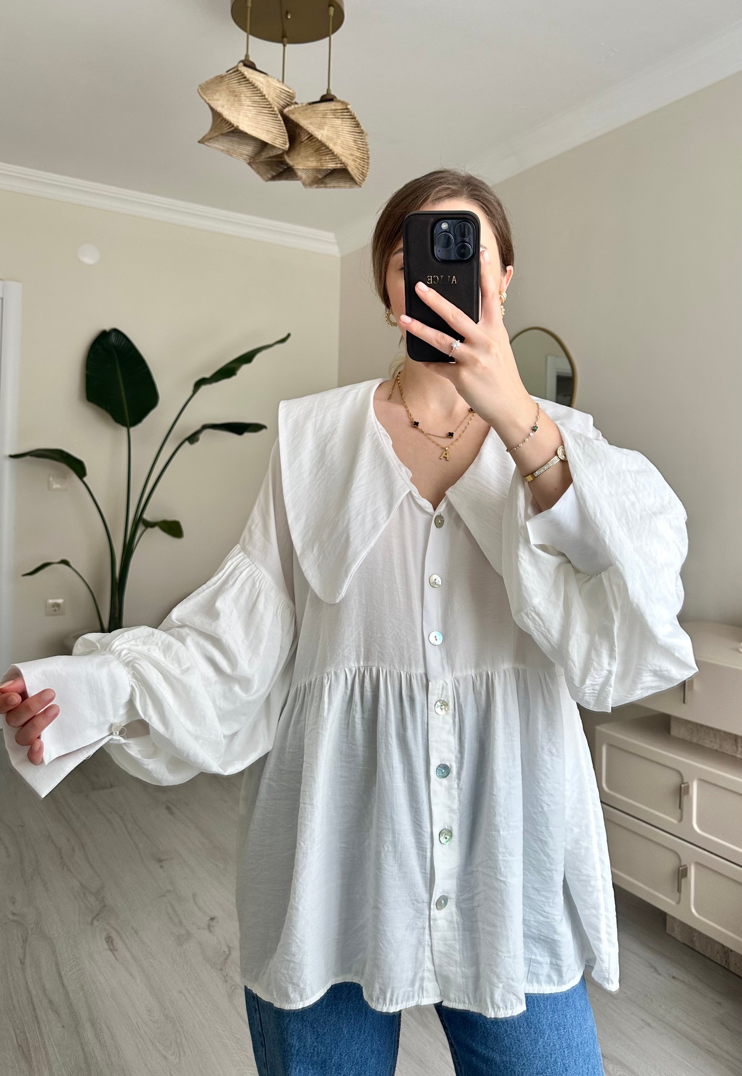 Bebe Yaka Oversize Balon Kol Gömlek