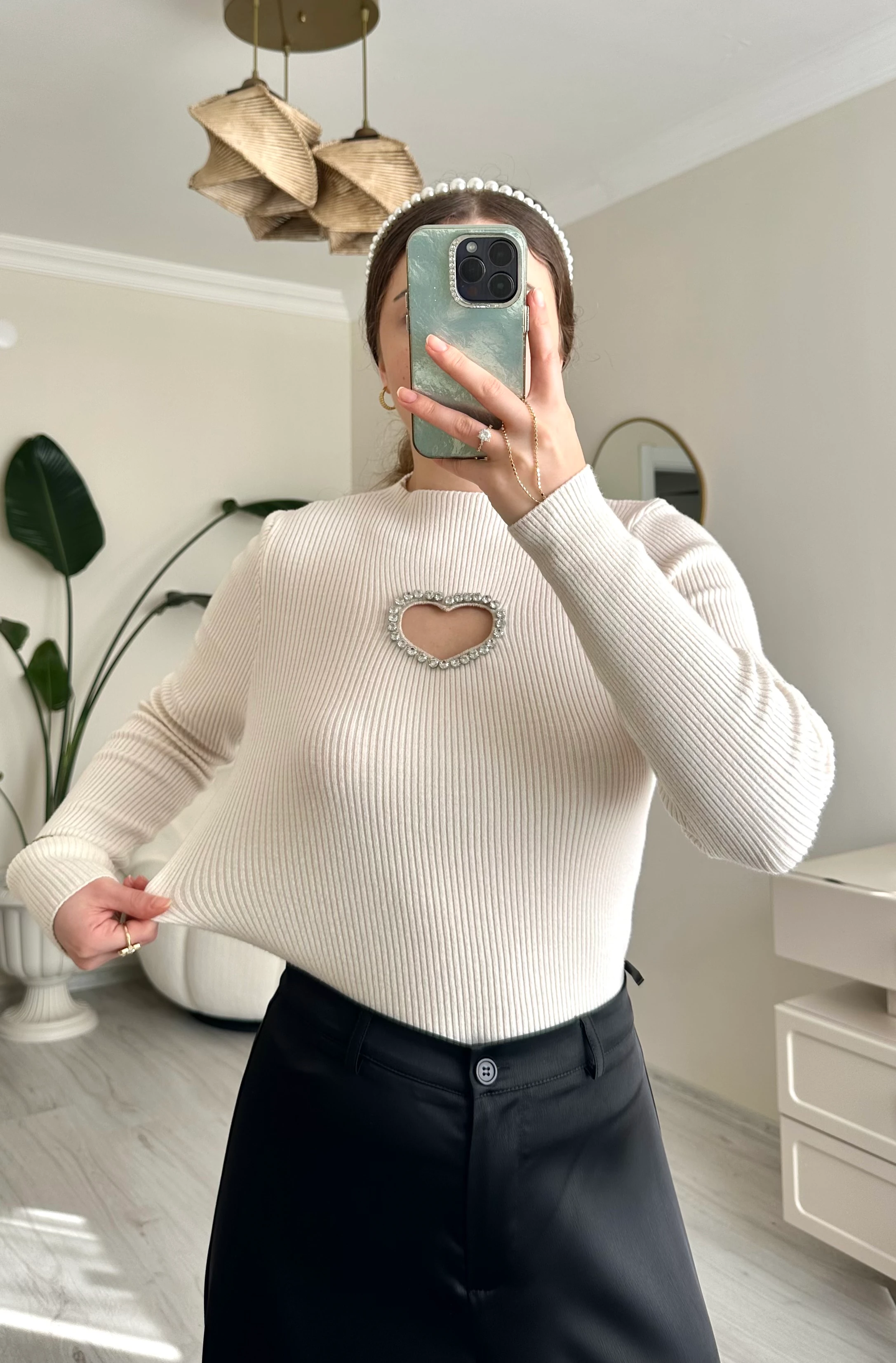 Taşlı Kalp Detay Soft Touch Fitilli Kazak