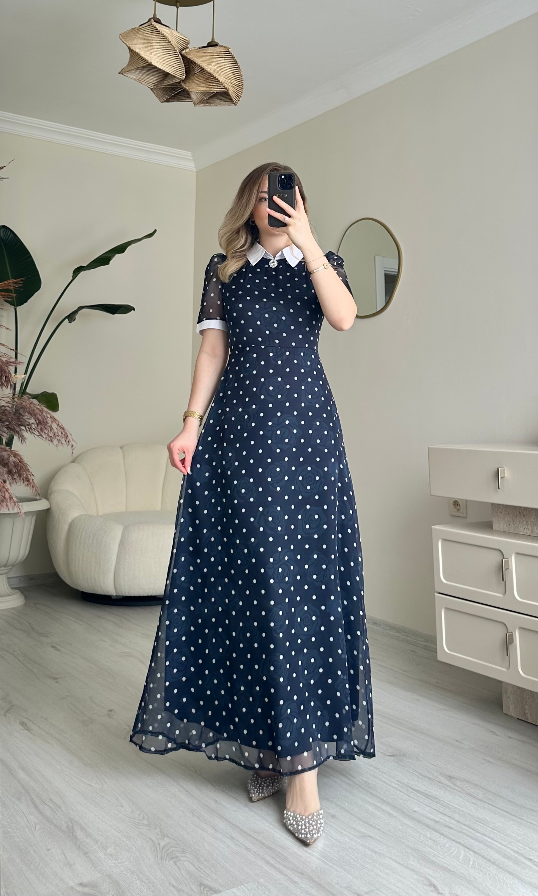Puantiye Gül Desenli Şifon Maxi Boy Elbise