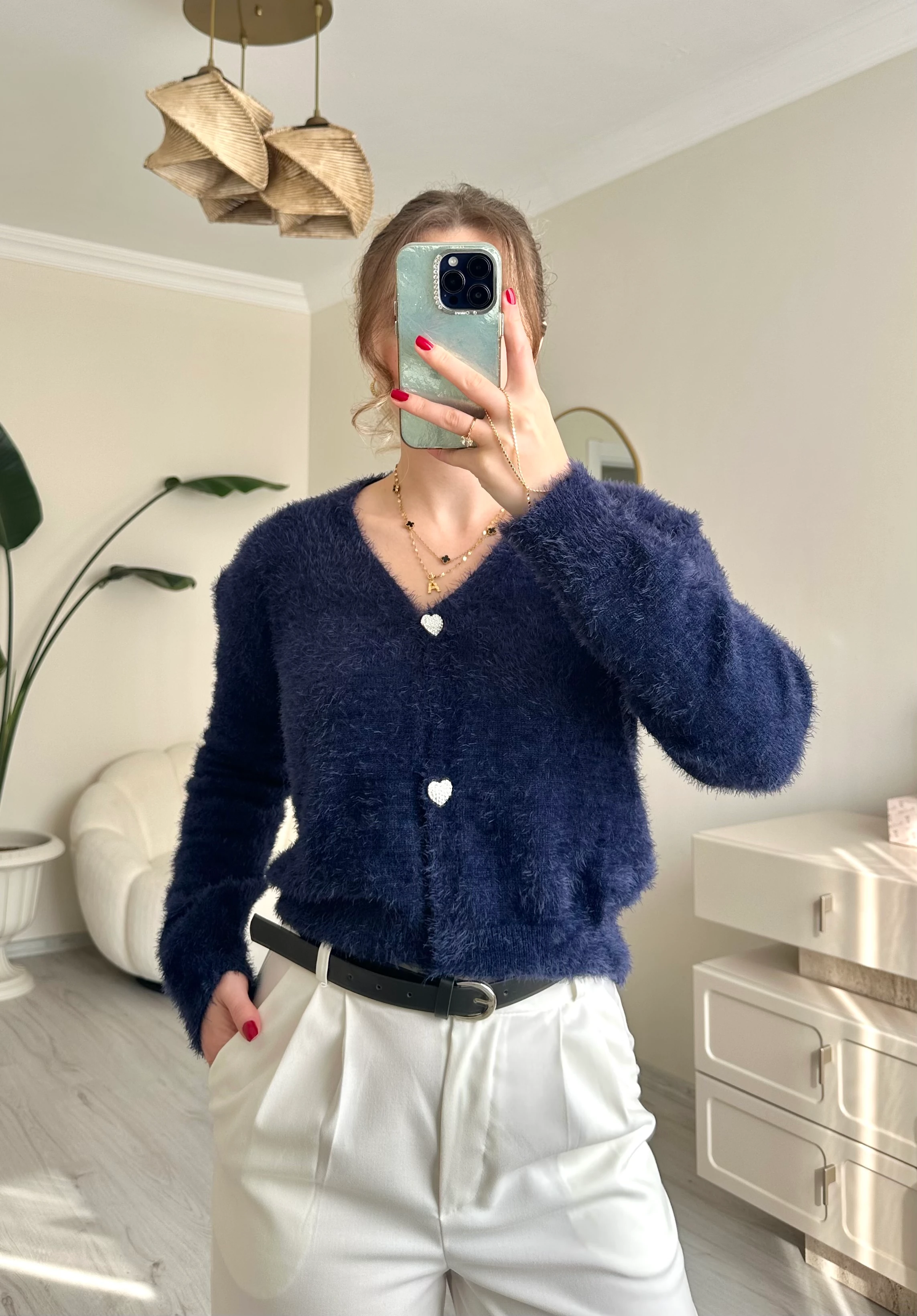 Kalp Taşlı Düğme Detay Sakallı Hırka