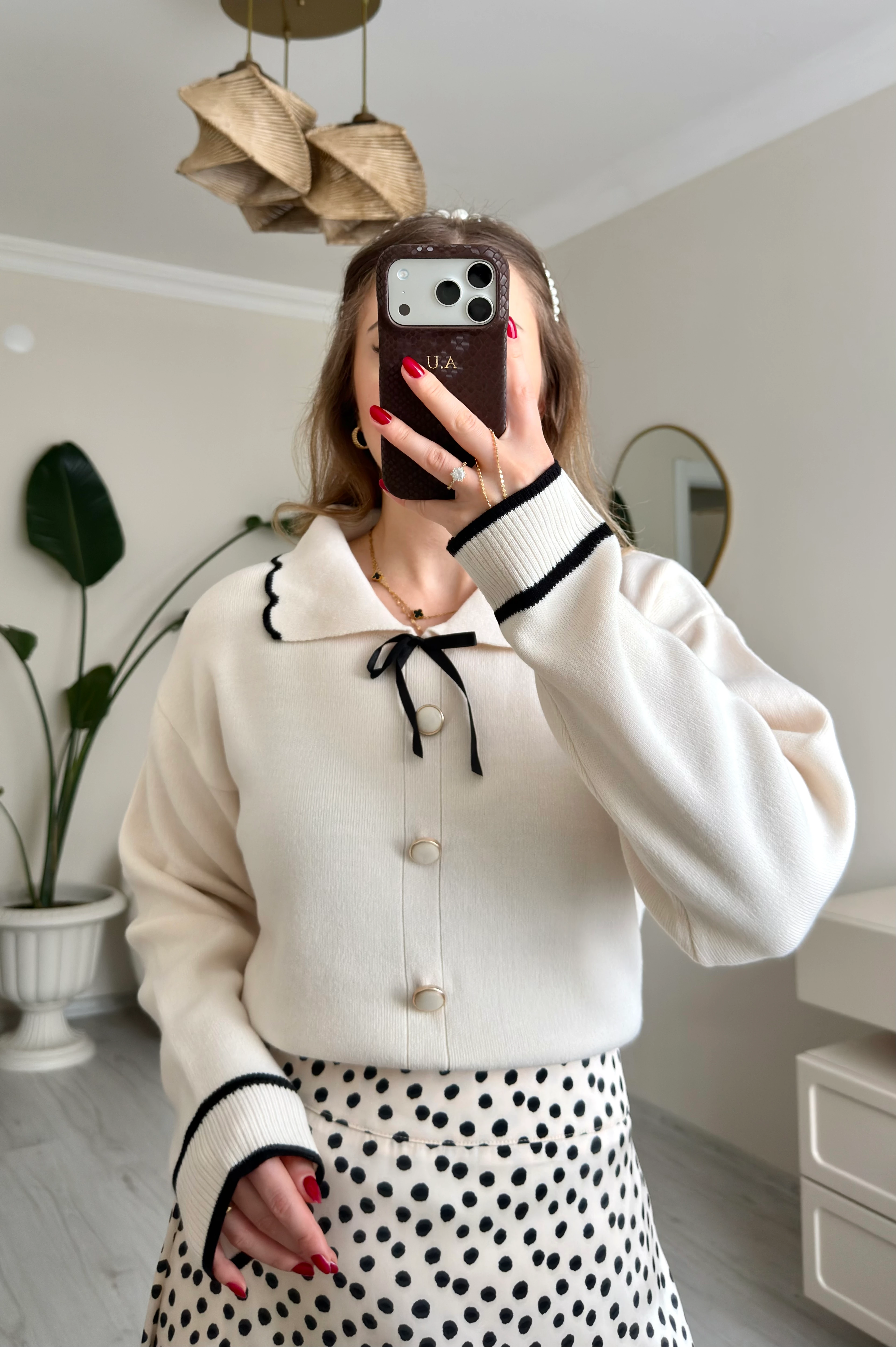 Fiyonk Yaka Detay Triko Kazak - Krem