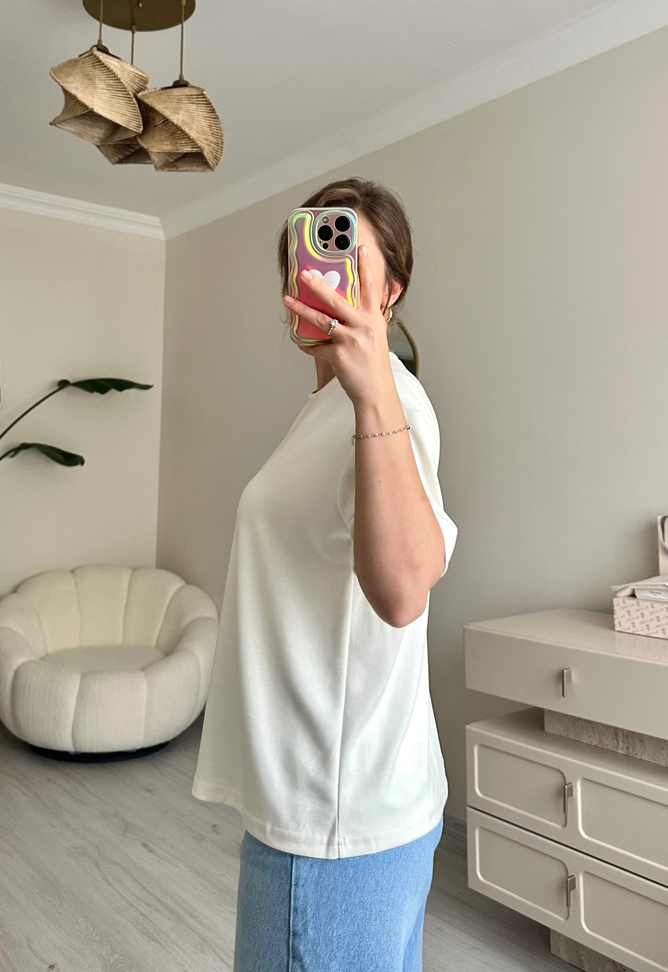 Kalp Nakış Detay Modal Kumaş Tişört