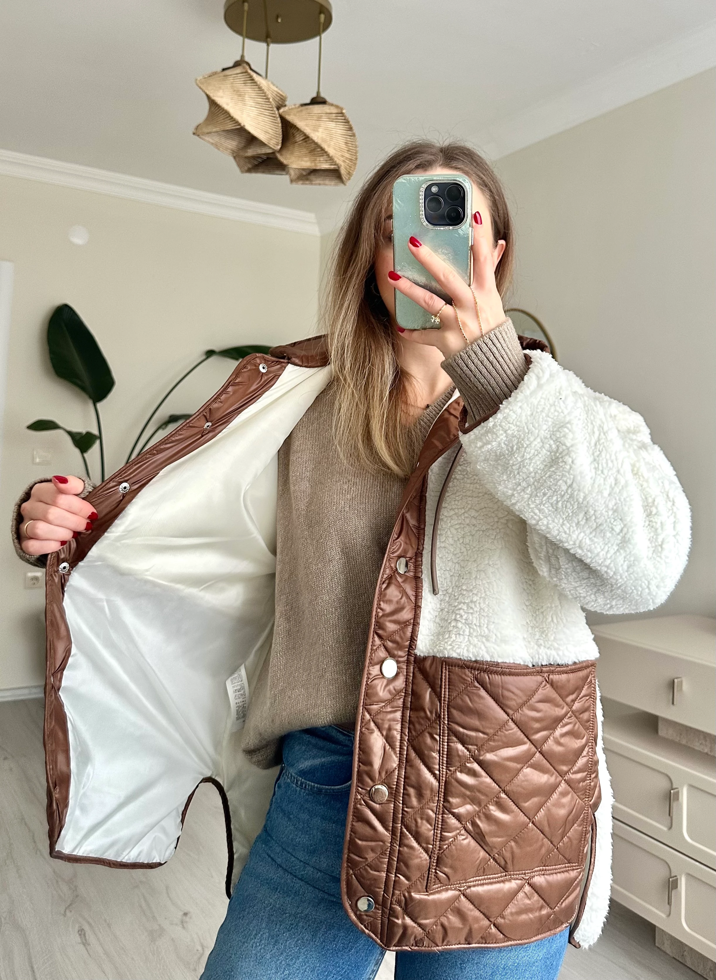 Peluş Detaylı Kapitone Oversize Mont